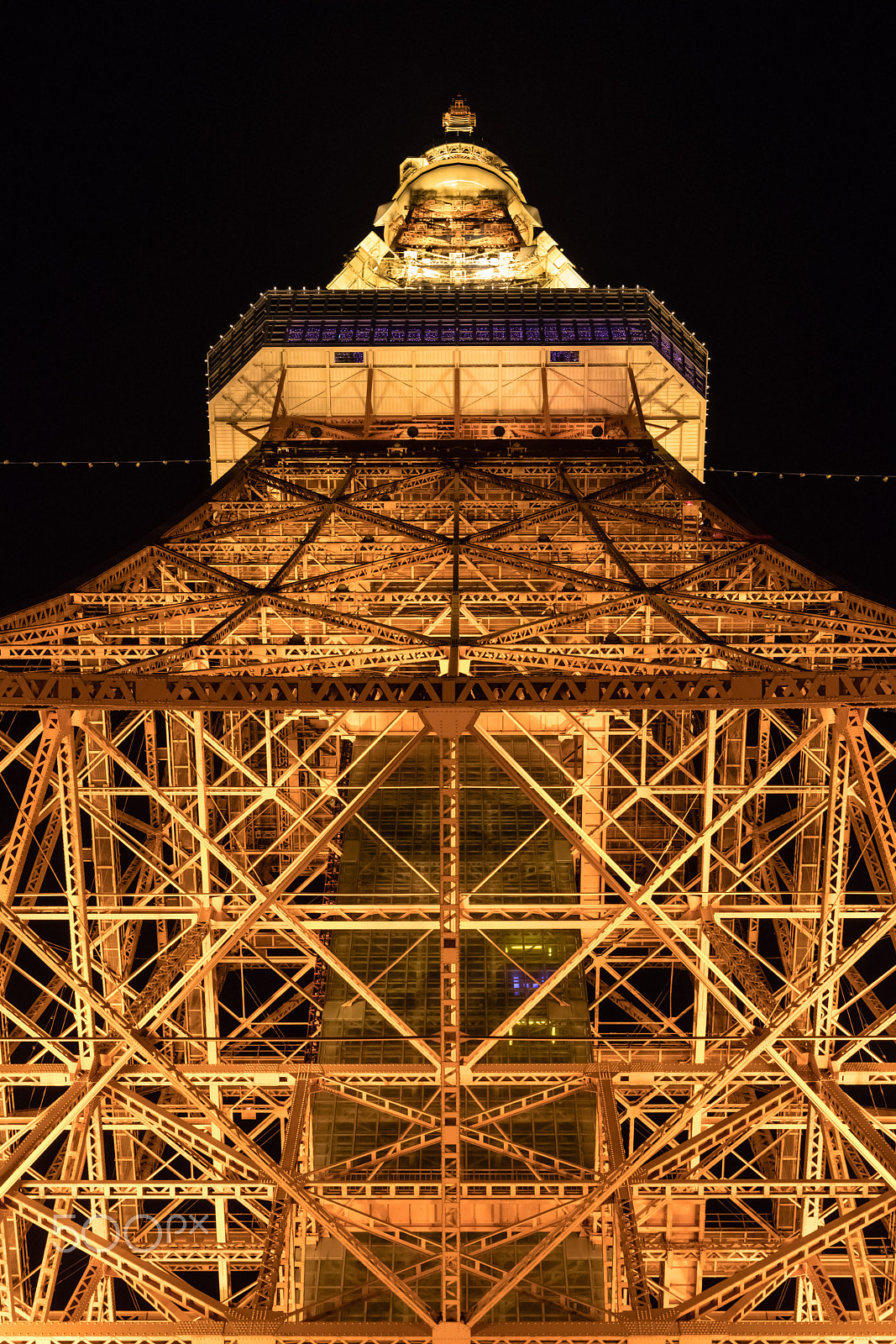 Sony a99 II sample photo. Steel‐frame photography
