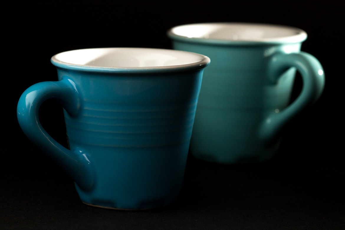 Canon EF 100mm F2.8 Macro USM sample photo. Cups in blue photography