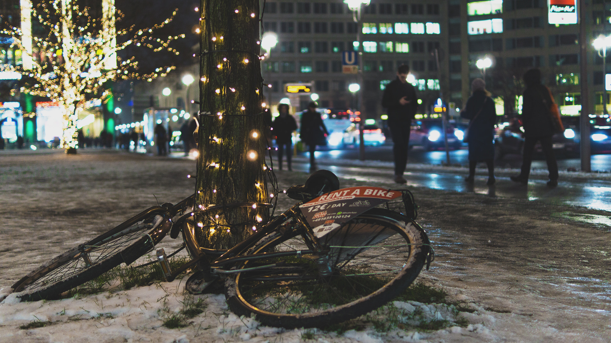 Sony SLT-A65 (SLT-A65V) + Sony DT 35mm F1.8 SAM sample photo. I am so broke, not even have money t orent a bike photography