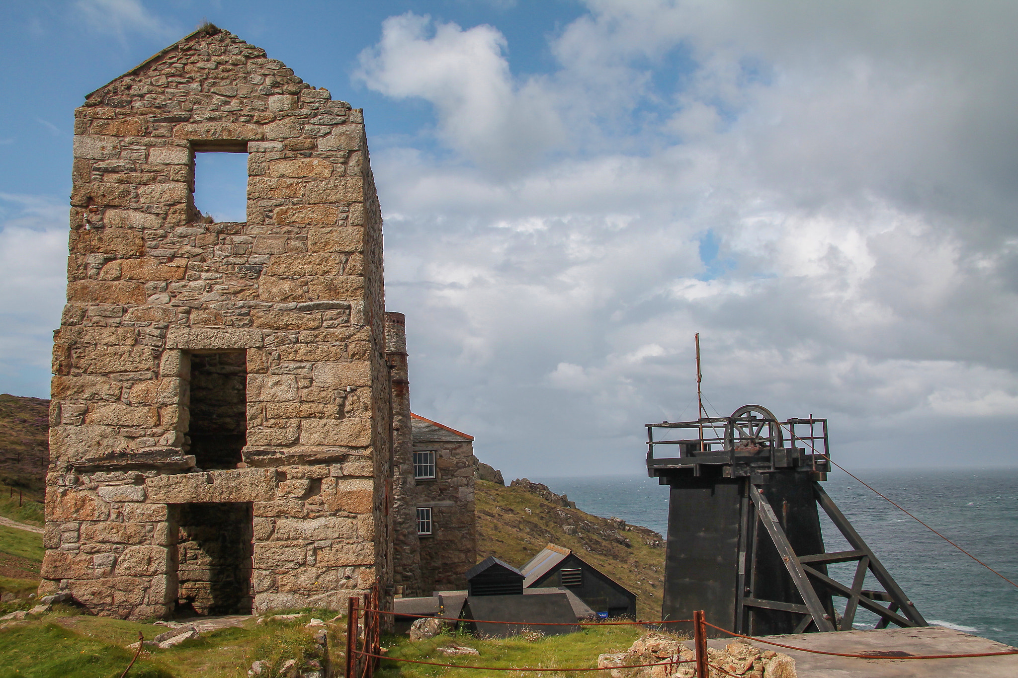 Canon EF-S 17-85mm F4-5.6 IS USM sample photo. Engine house and winding gear levant mine cornwall august photography