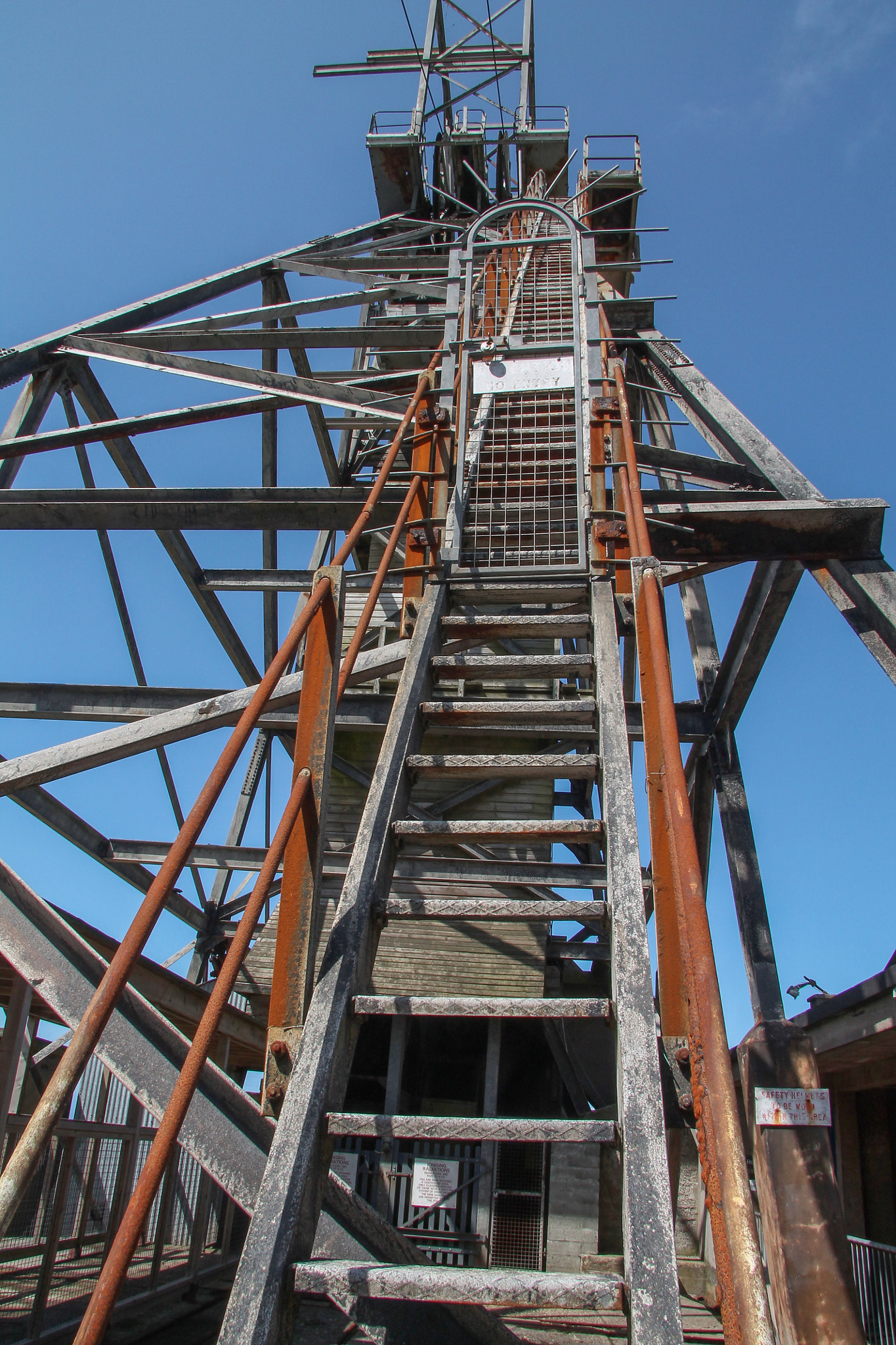Canon EF-S 17-85mm F4-5.6 IS USM sample photo. Winding gear geevor mine ladder steps to the top cornwall august photography