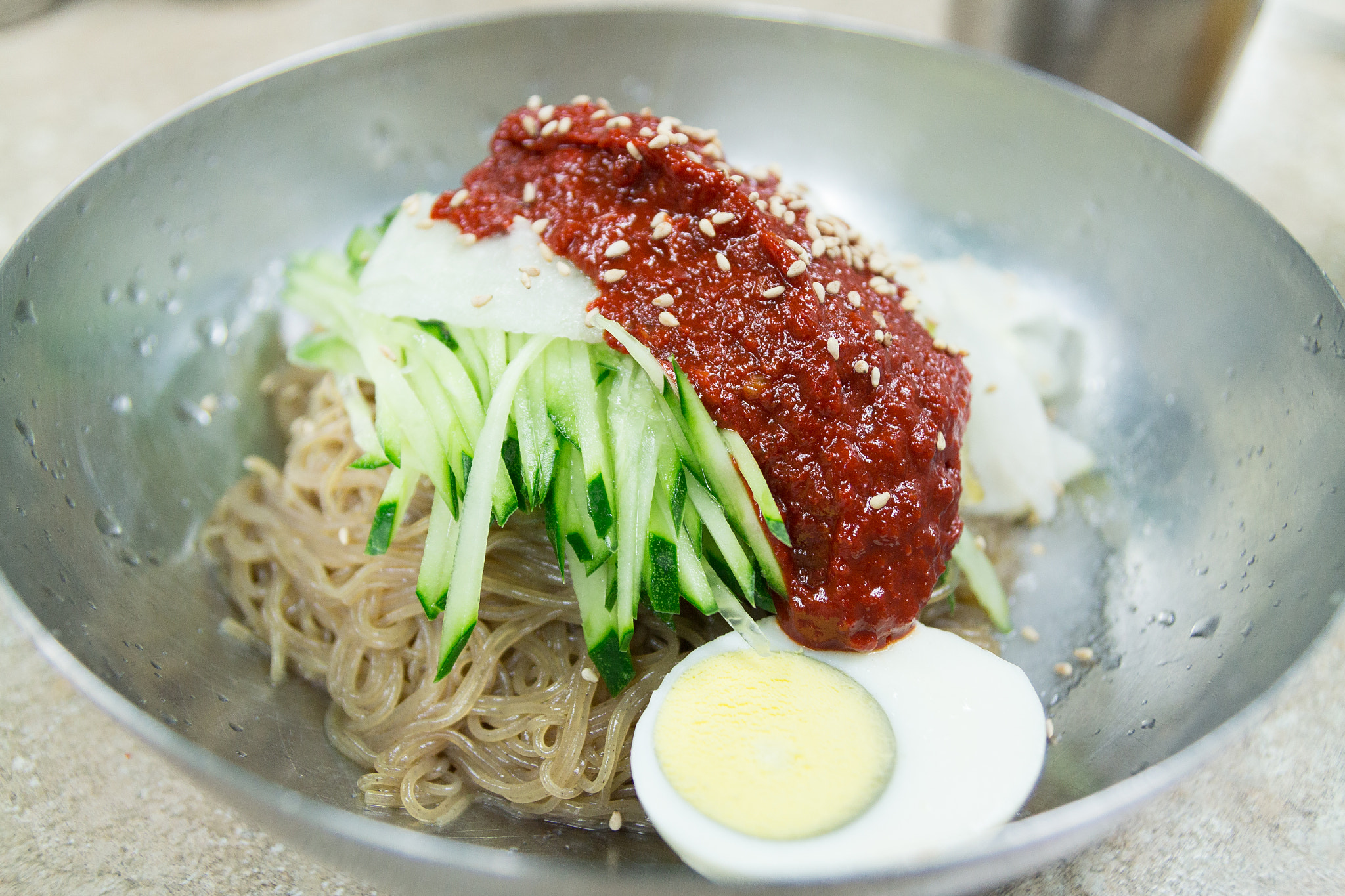Tamron SP AF 17-50mm F2.8 XR Di II LD Aspherical (IF) sample photo. Seoul spicy stir nooldes. photography