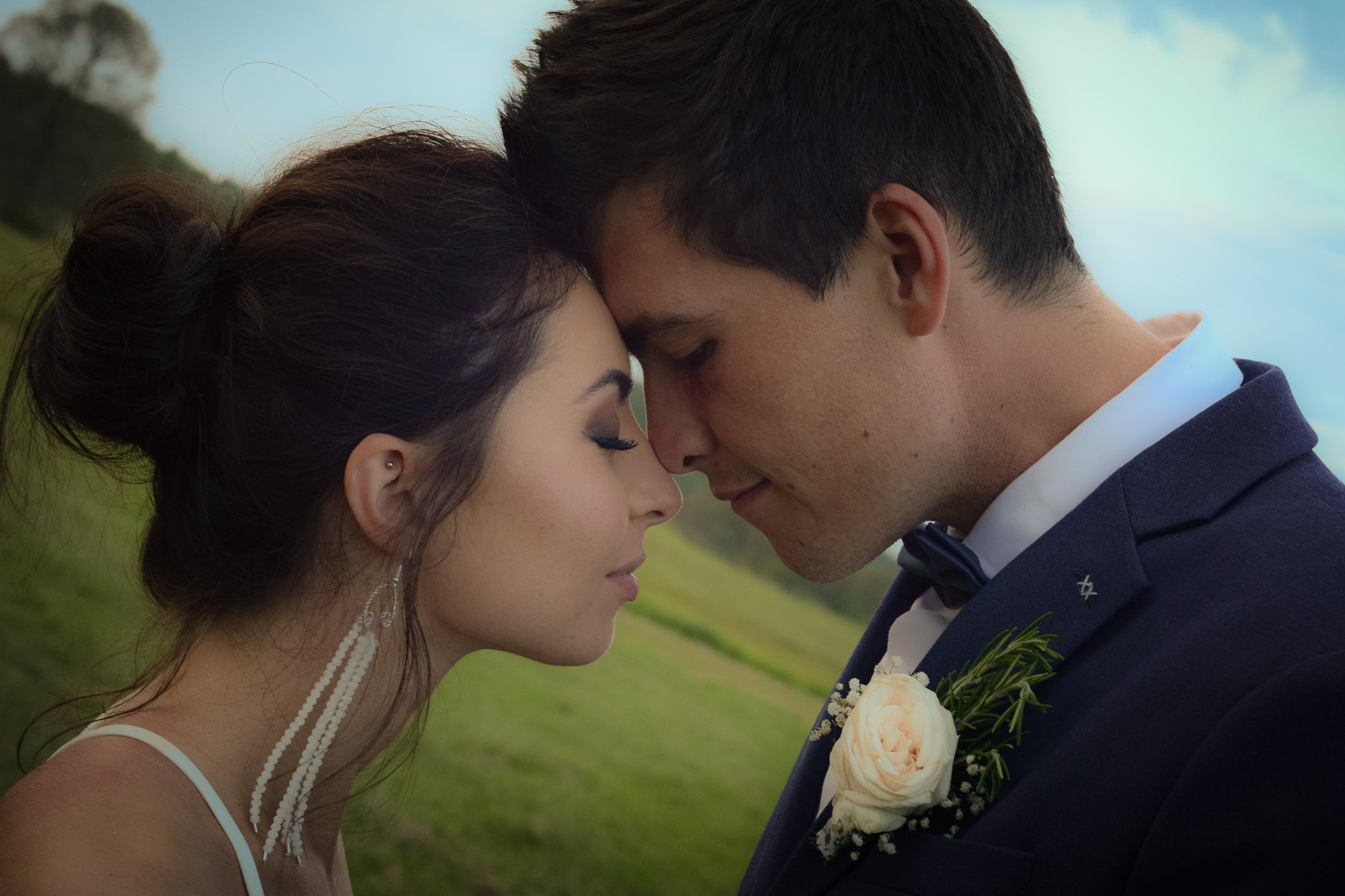 Nikon D800 + Nikon AF Nikkor 50mm F1.8D sample photo. Wedding, couples example photography