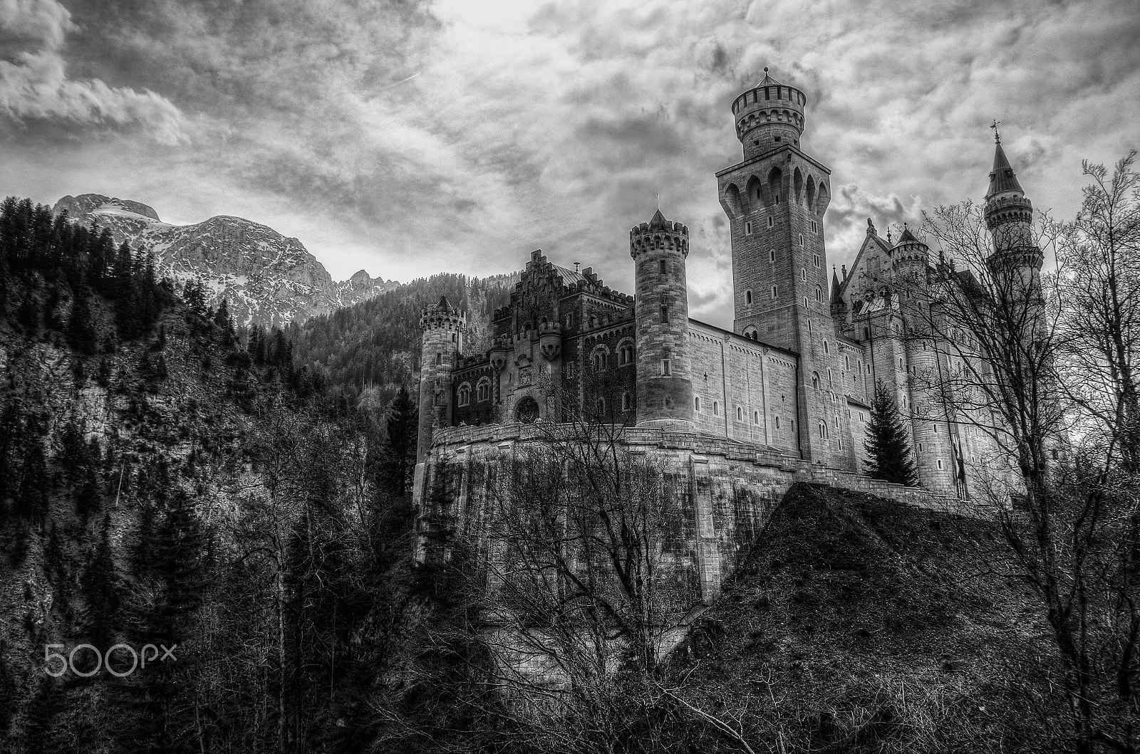 Fujifilm X-E1 + Fujifilm XF 18mm F2 R sample photo. Neuschwanstein photography