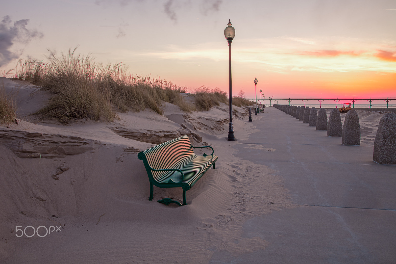 Canon EOS 5DS R sample photo. Park bench photography