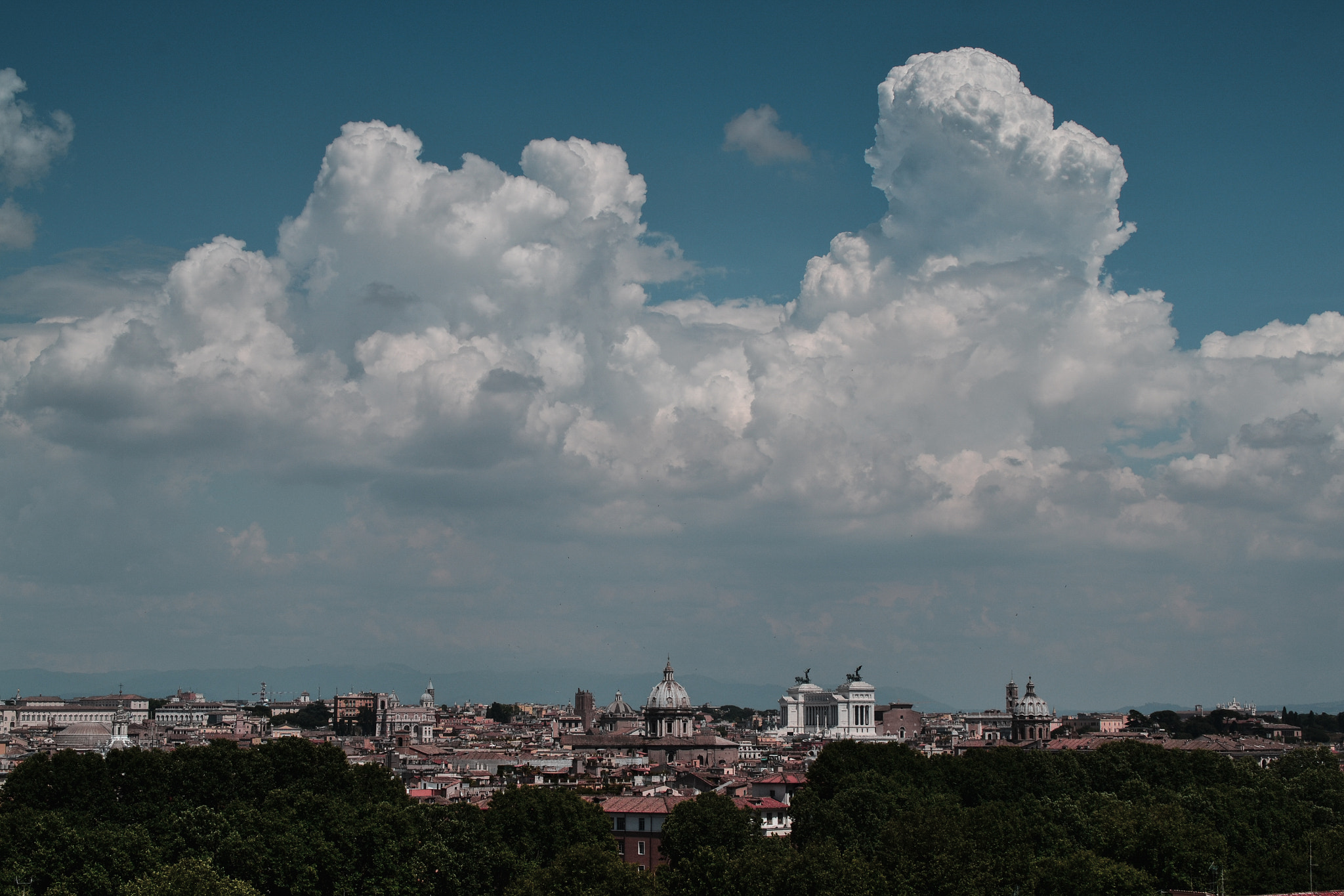 Nikon AF-S DX Micro Nikkor 40mm F2.8 sample photo. Rome photography
