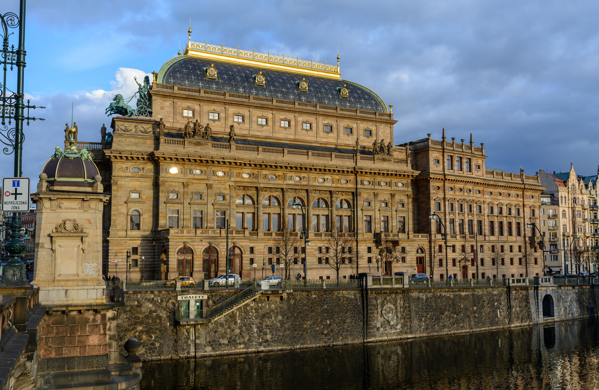 Nikon D5200 + Nikon AF-S Nikkor 24mm F1.8G ED sample photo. Prague photography