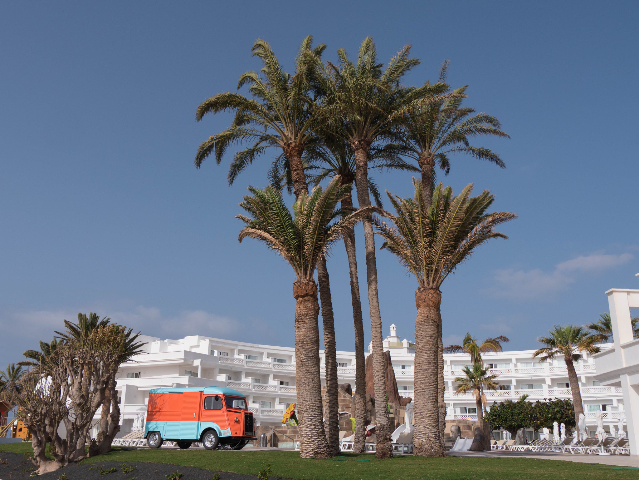 Panasonic Lumix DMC-GX8 sample photo. -1703_playa blanca049049.jpg photography