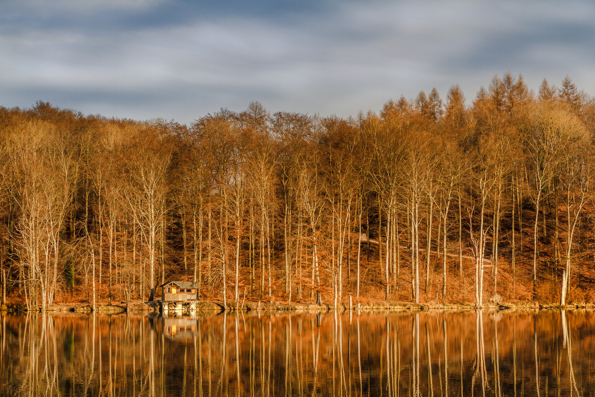 Canon EF 24-70mm F2.8L II USM sample photo. Huette am fluss / lodge on the river photography
