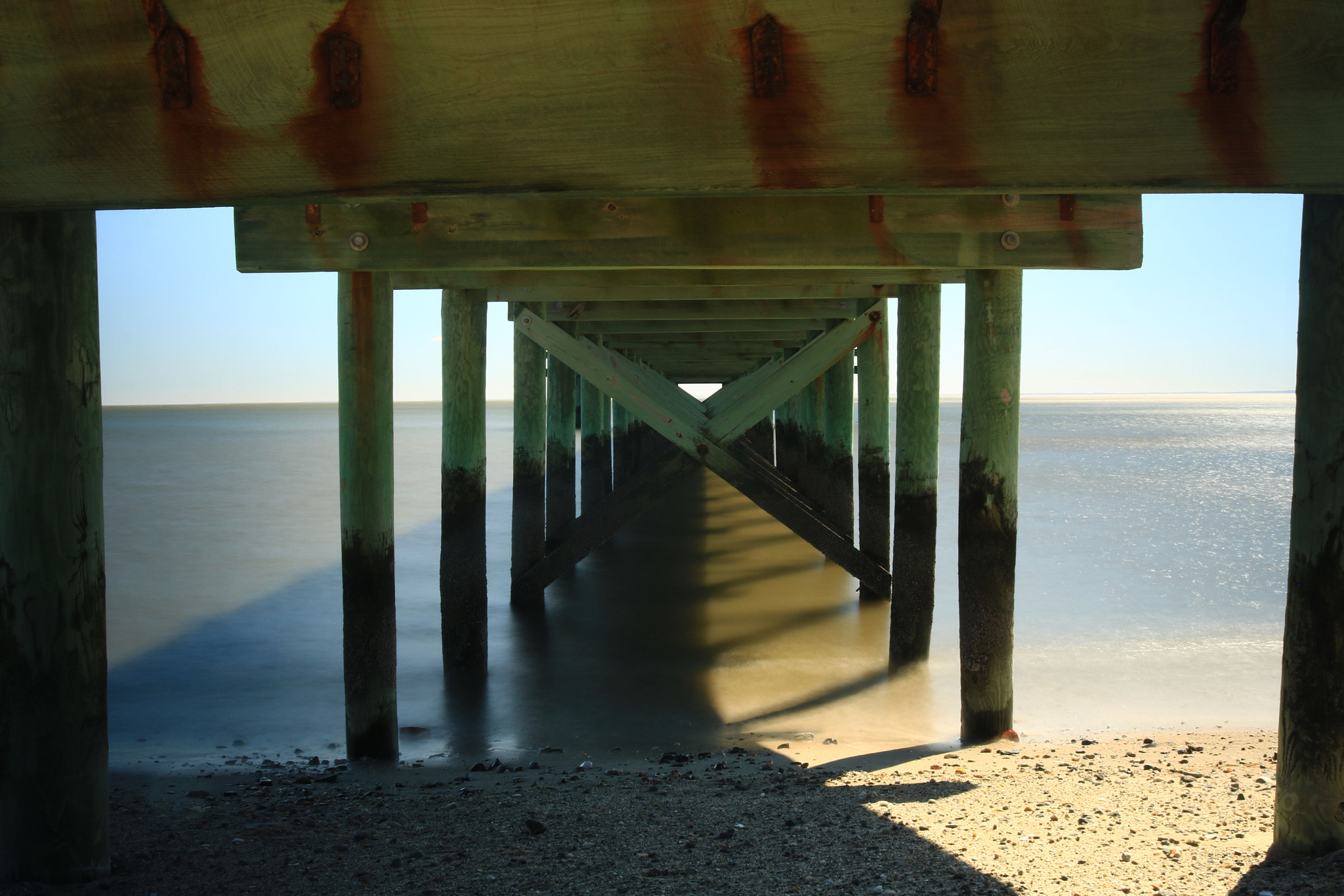 Canon EOS 750D (EOS Rebel T6i / EOS Kiss X8i) sample photo. Casting shadows photography