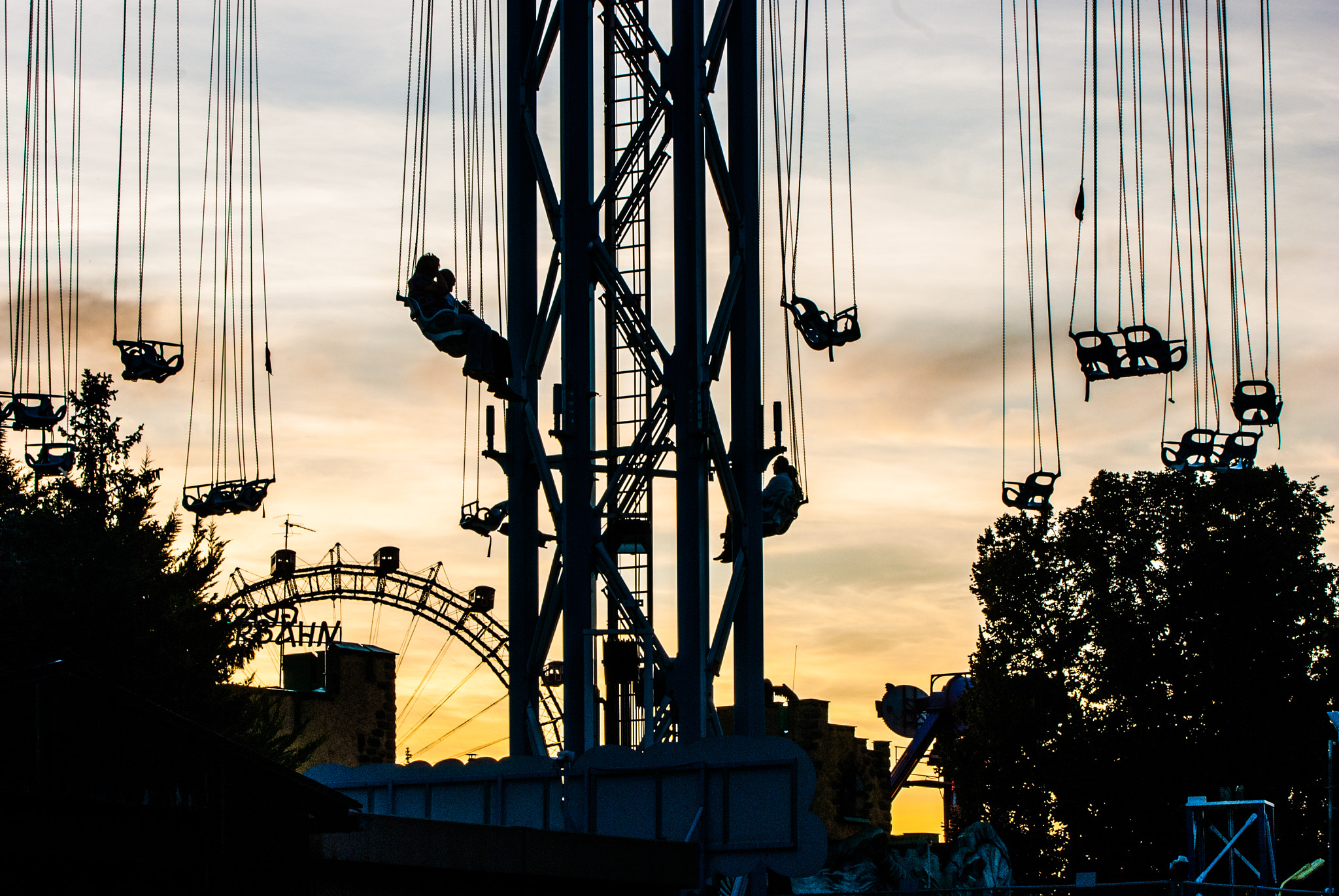 Nikon D80 sample photo. Suspended photography