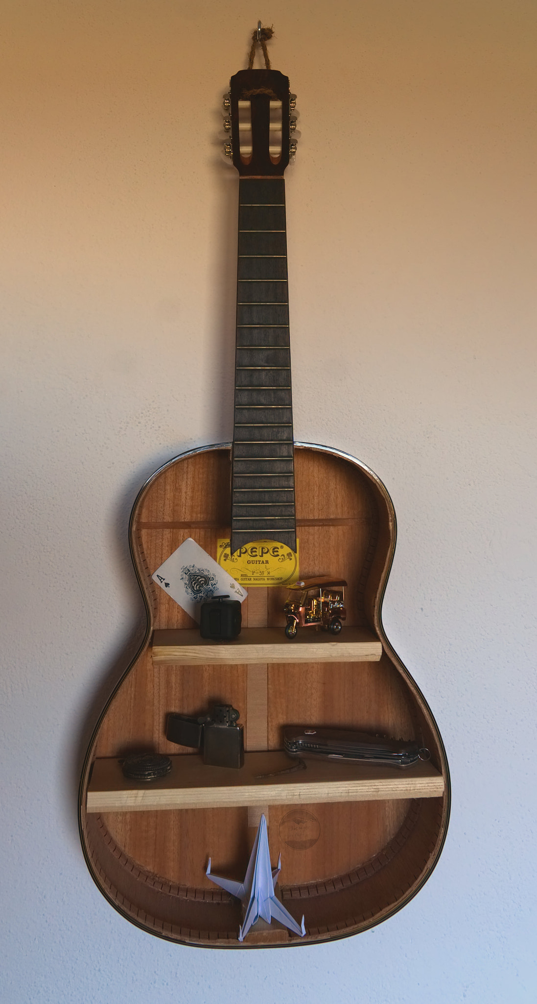 Sony DT 18-135mm F3.5-5.6 SAM sample photo. Guitar stuffed photography