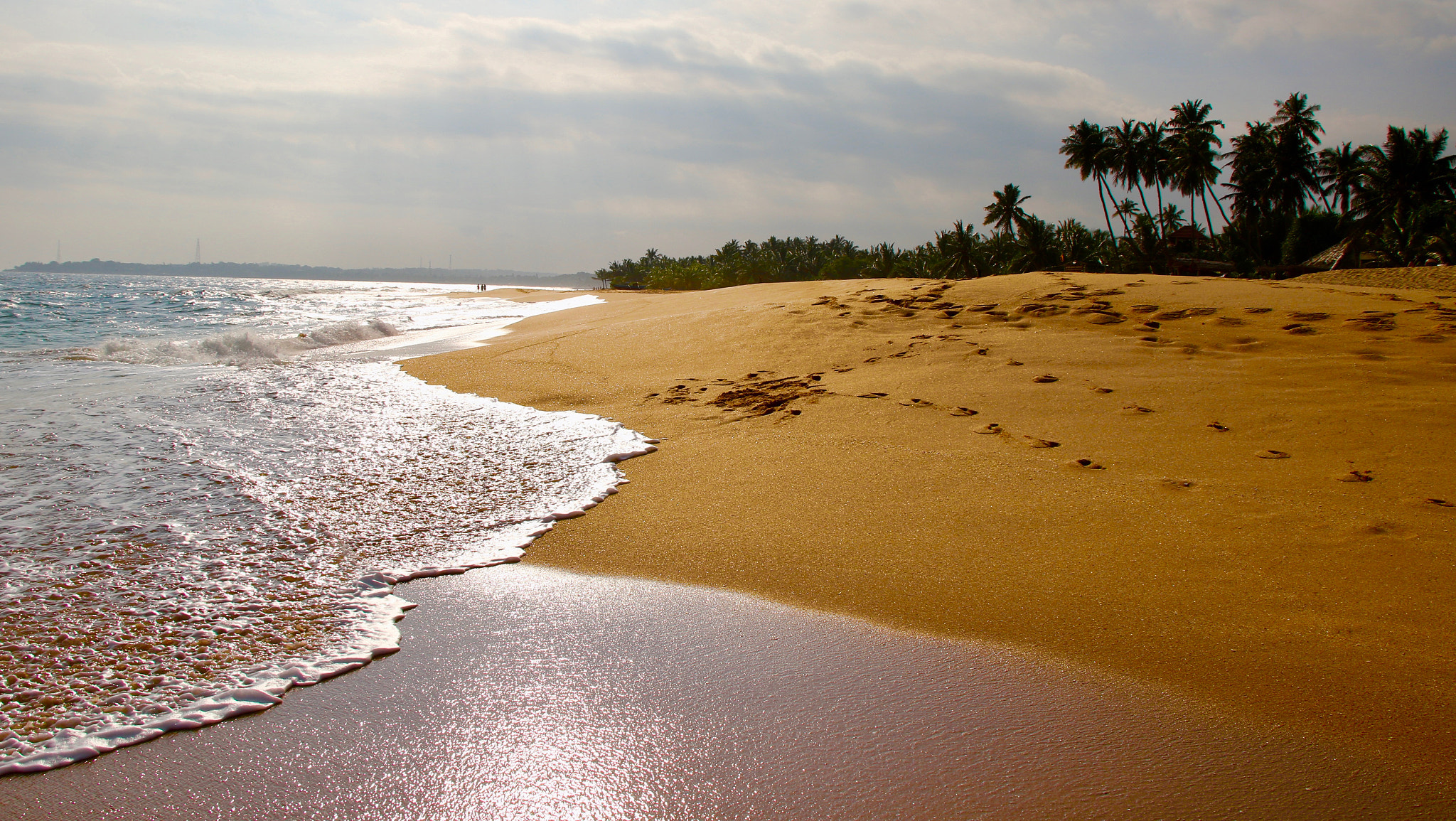 Canon EOS 7D Mark II + Canon EF-S 18-135mm F3.5-5.6 IS USM sample photo. Sri lanka's beach photography