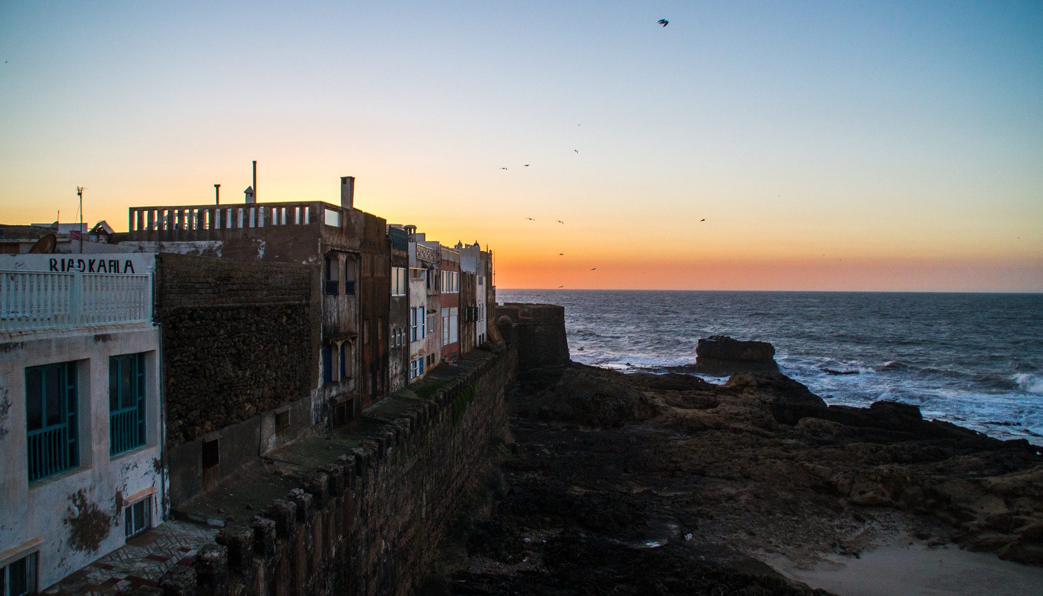 Sony DT 18-200mm F3.5-6.3 sample photo. Essaouira's sunset photography
