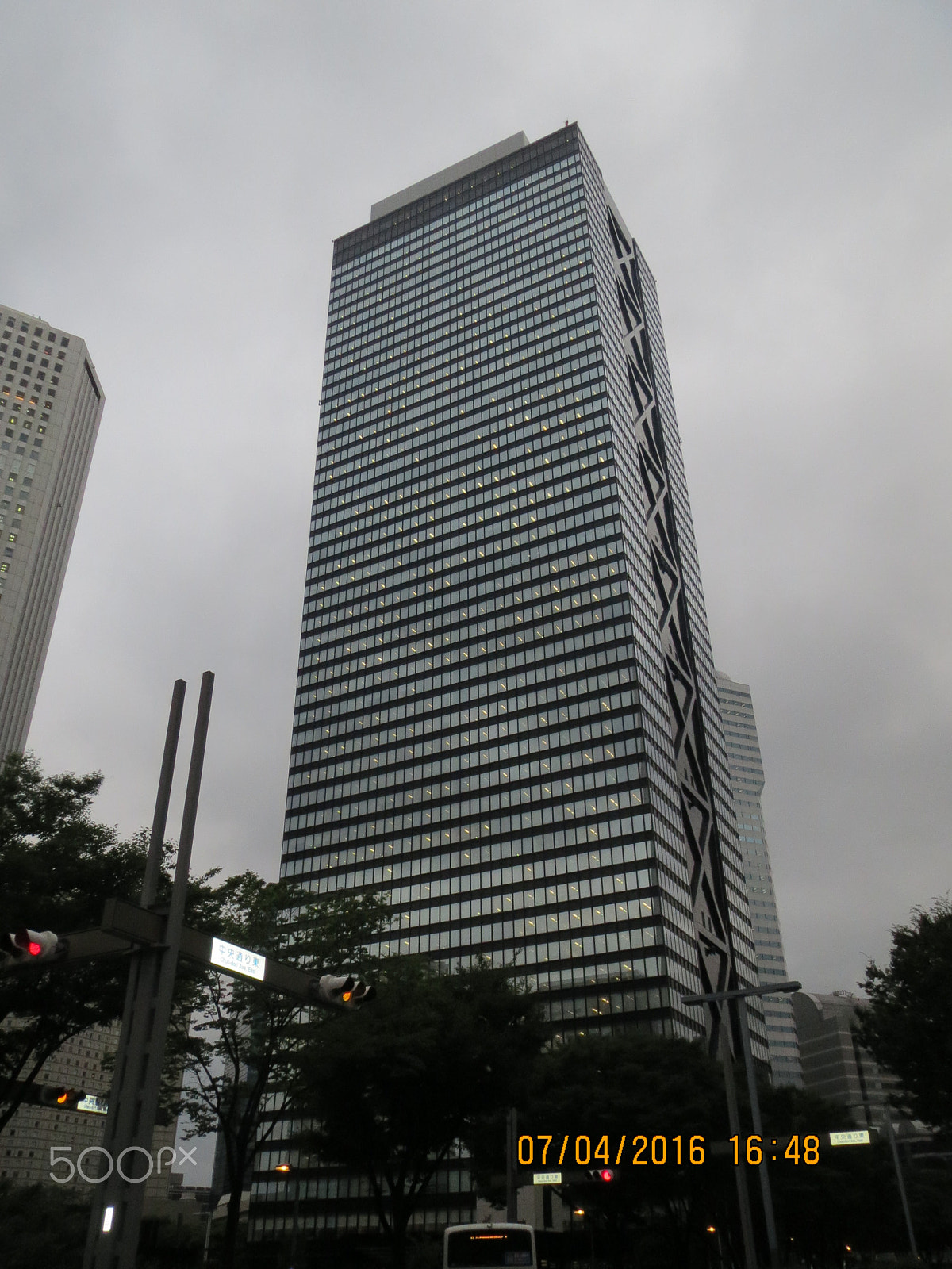 Canon PowerShot ELPH 530 HS (IXUS 510 HS / IXY 1) sample photo. High rises photography