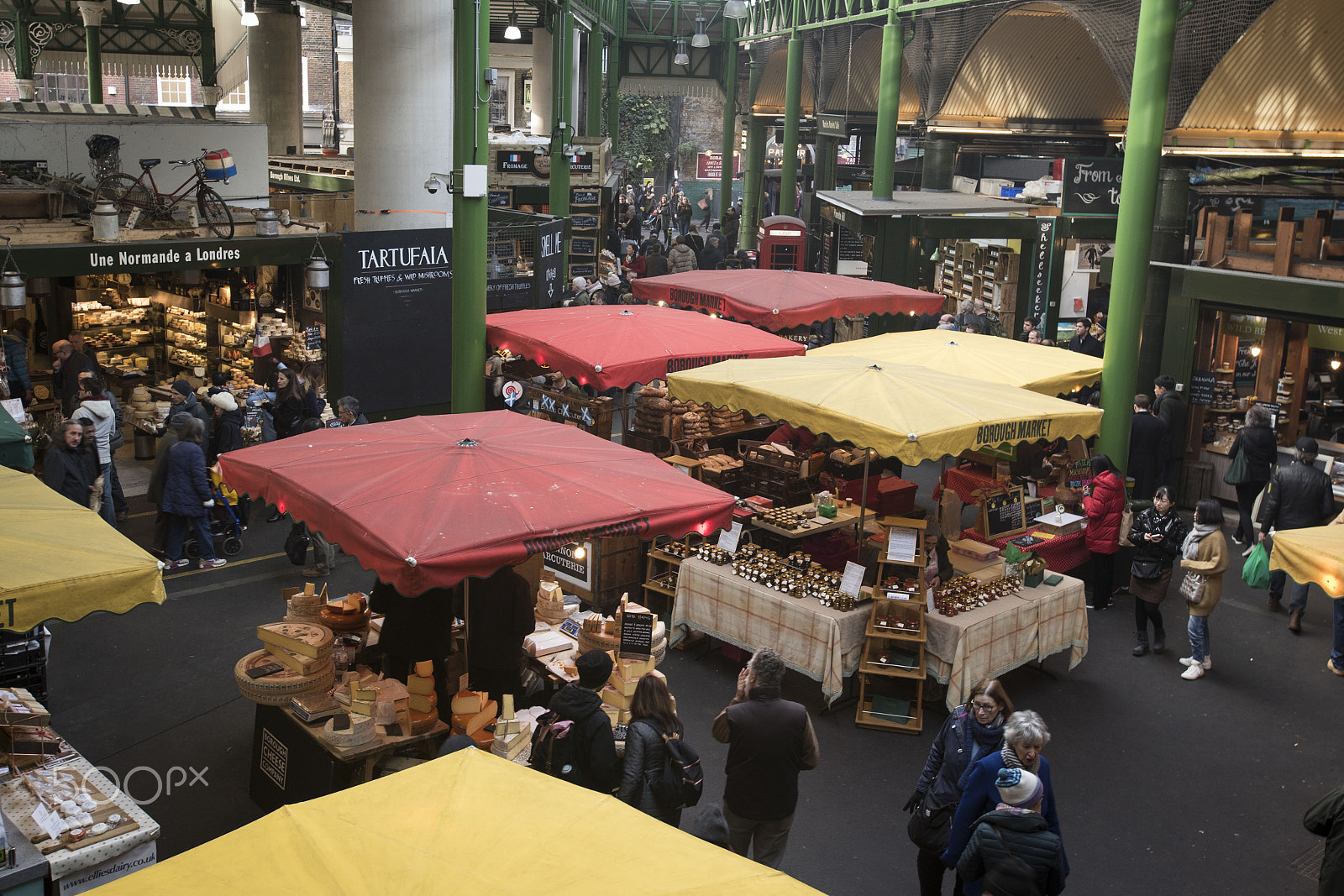 Nikon AF-S Nikkor 17-35mm F2.8D ED-IF sample photo. Borough market @ london photography