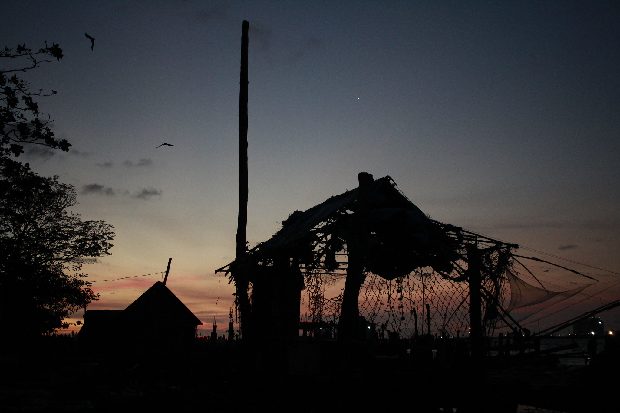 Canon EF-S 24mm F2.8 STM sample photo. Silhouette + house + sky photography