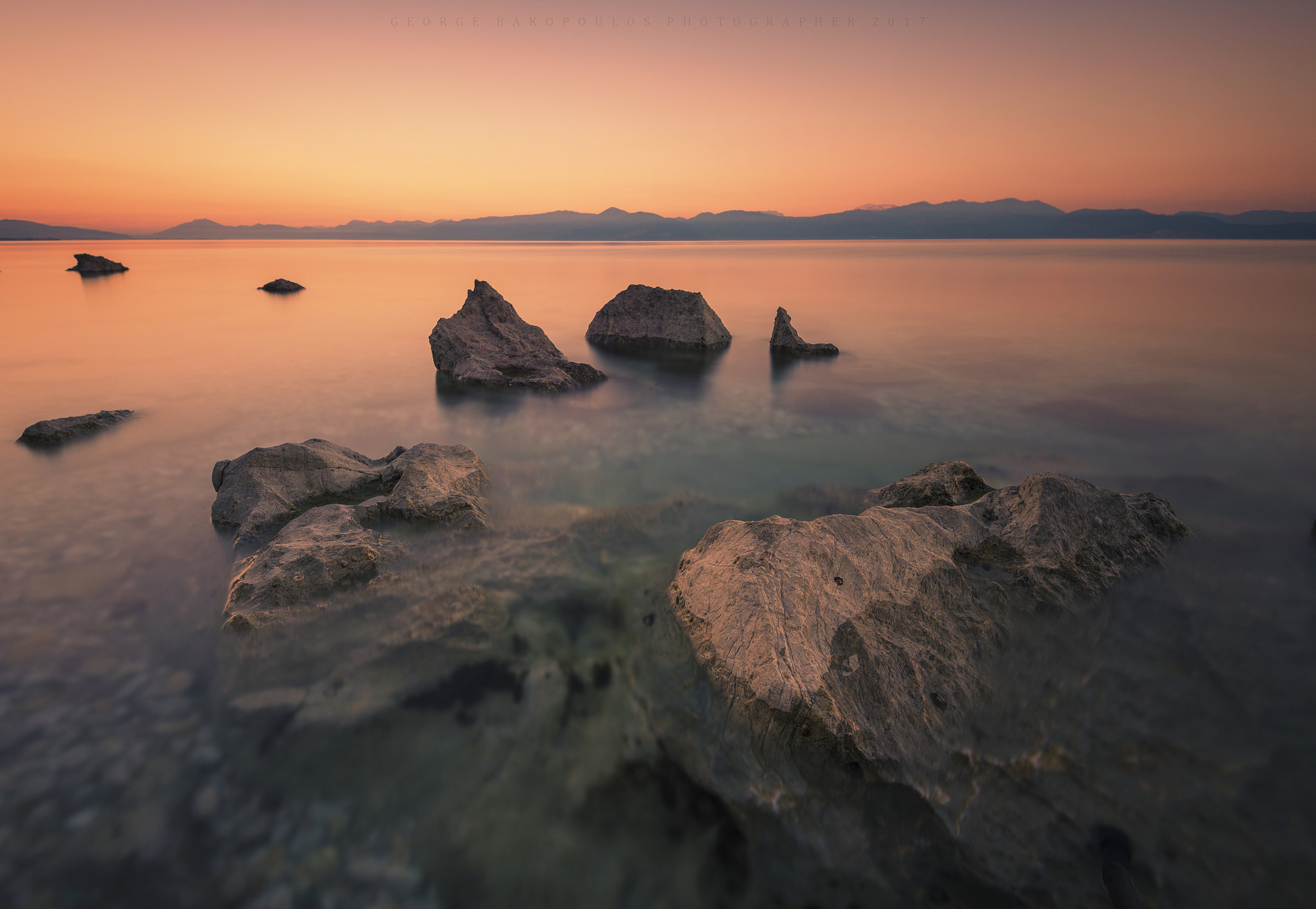 Nikon AF-S Nikkor 16-35mm F4G ED VR sample photo. Rocks photography