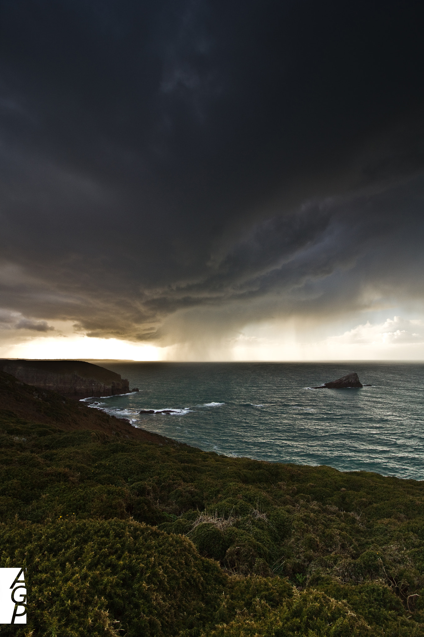 Canon EOS 550D (EOS Rebel T2i / EOS Kiss X4) sample photo. Sous la tempête ! photography