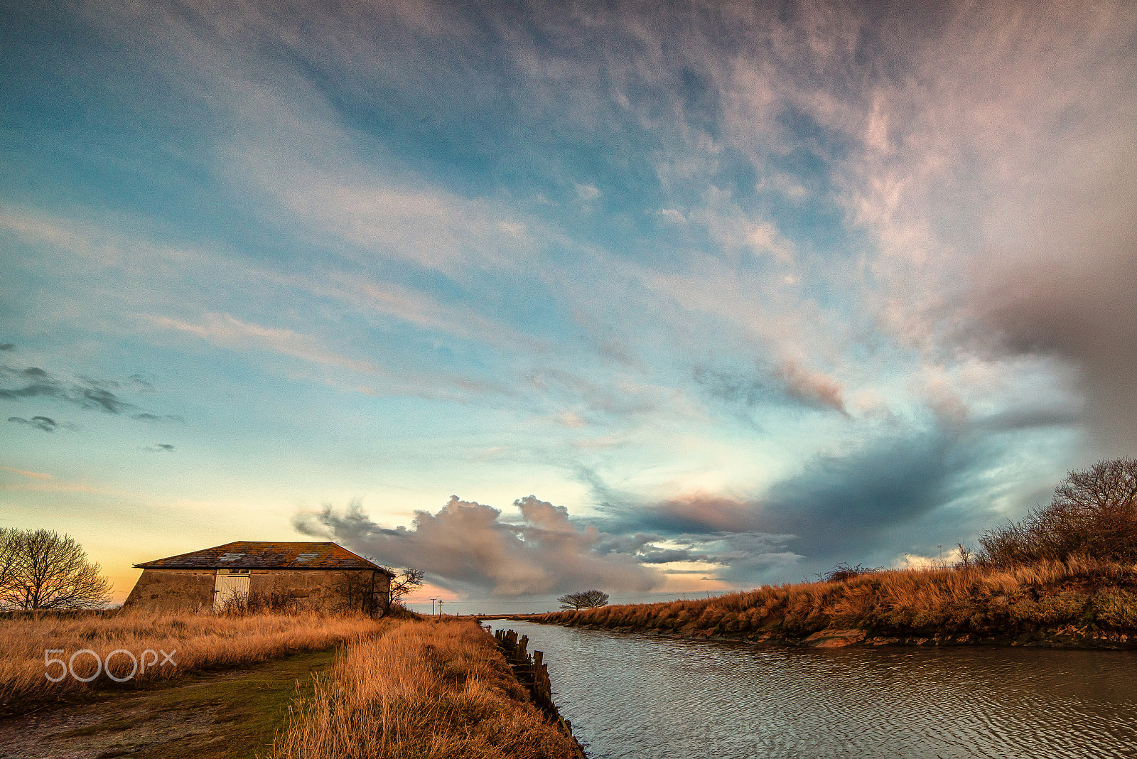 Samyang 14mm F2.8 ED AS IF UMC sample photo. The light at the end of the day photography