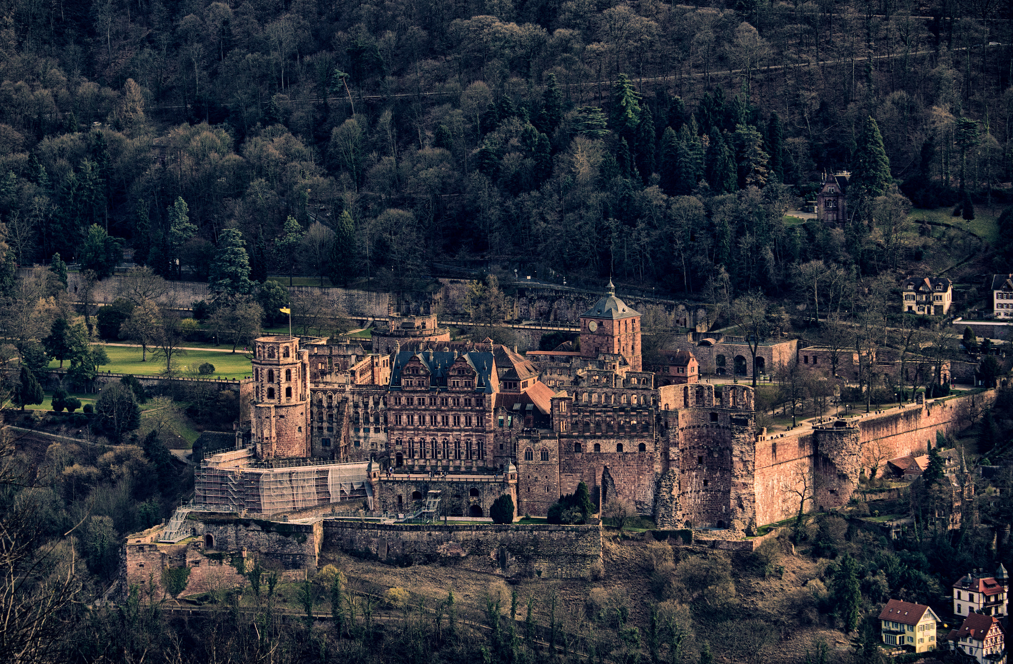 Canon EF-S 55-250mm F4-5.6 IS STM sample photo. Castle heidelberg photography