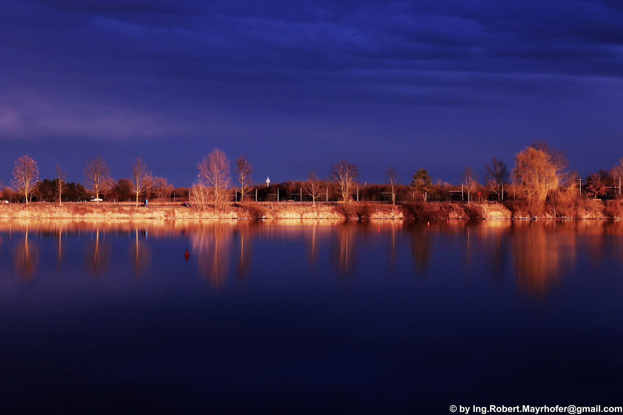 IS STM sample photo. Sunset at a lake photography