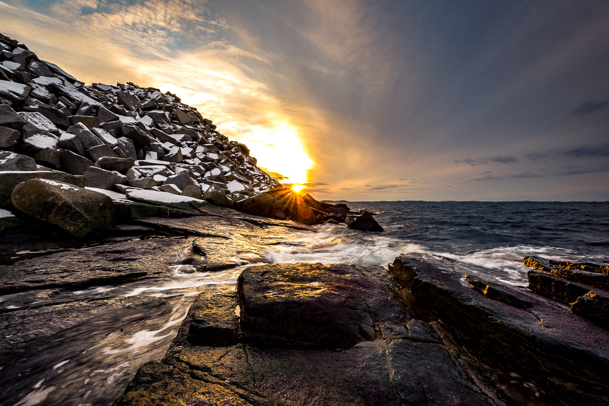 Nikon AF-S Nikkor 17-35mm F2.8D ED-IF sample photo. Granite photography