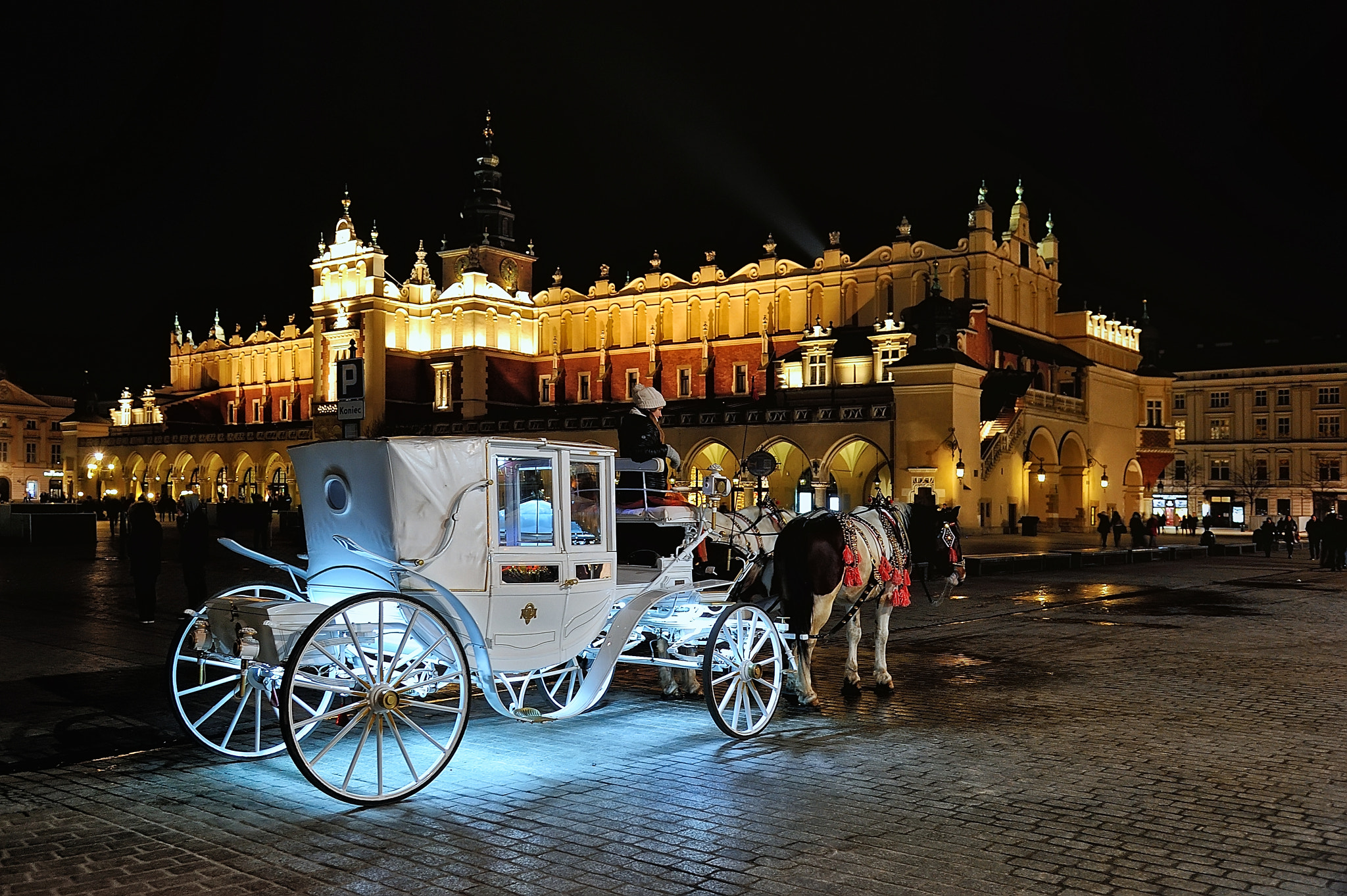 Nikon D700 sample photo. Night krakow photography