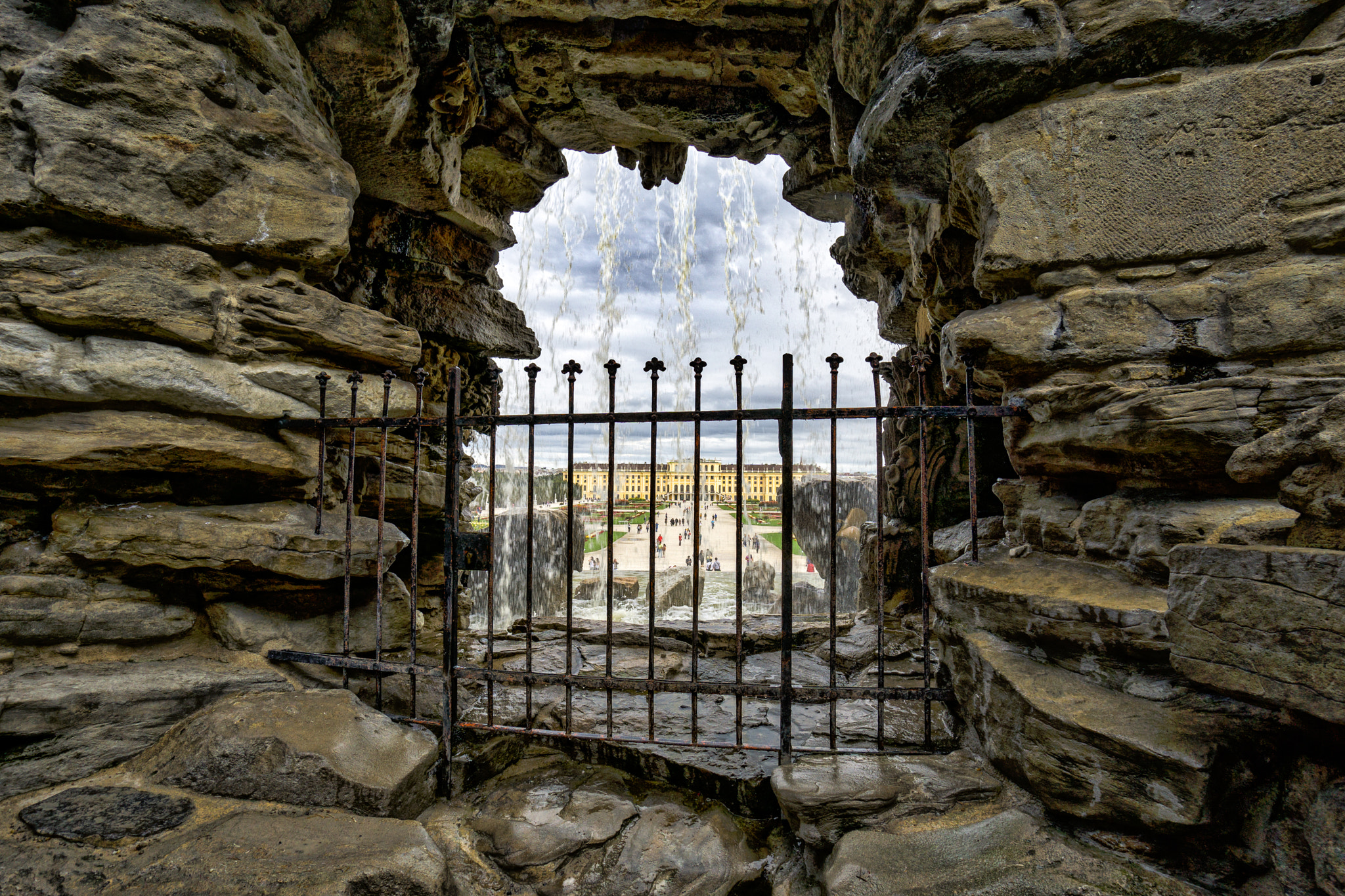 Sony a6000 + Sony E 10-18mm F4 OSS sample photo. Durchblick photography