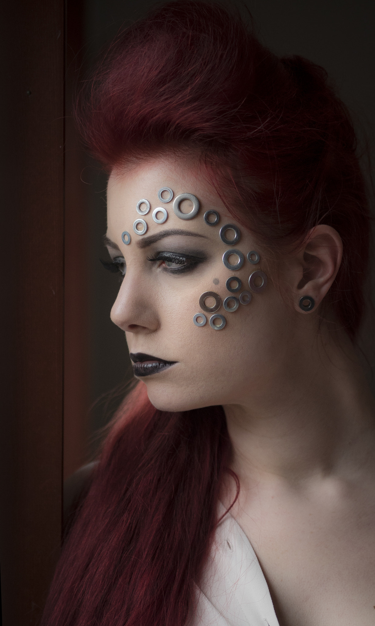 Olympus OM-D E-M5 II + Olympus M.Zuiko Digital 45mm F1.8 sample photo. Metal and attitude photography