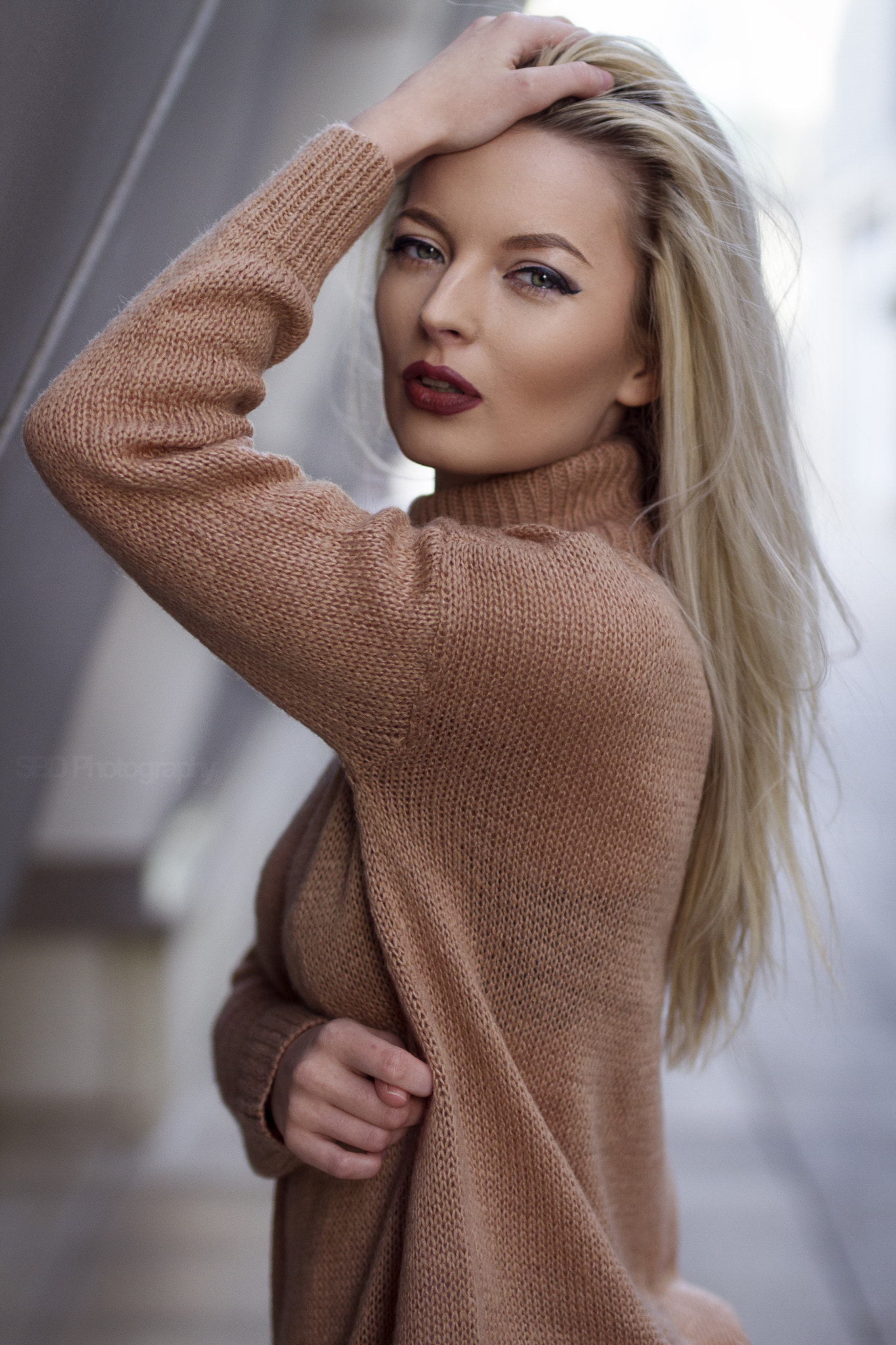 Sigma 50mm F1.4 EX DG HSM sample photo. At the arc photography