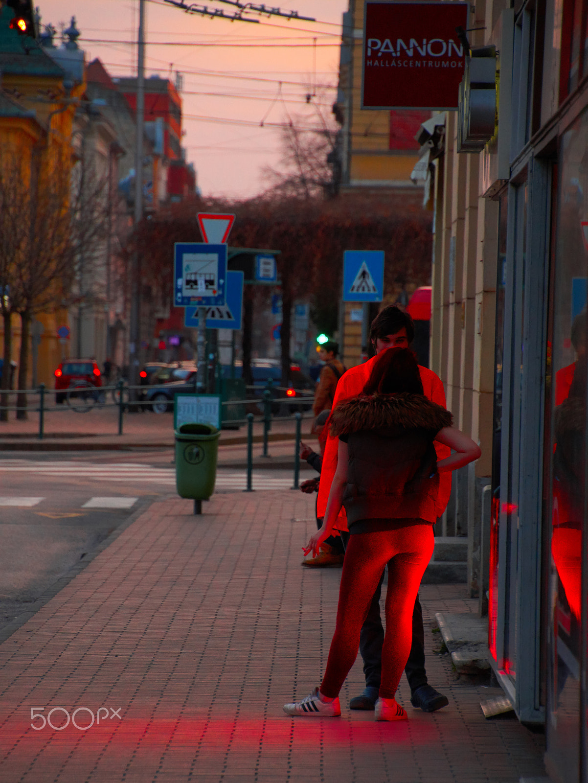 Tamron 16-300mm F3.5-6.3 Di II VC PZD Macro sample photo. Evening urban lights photography