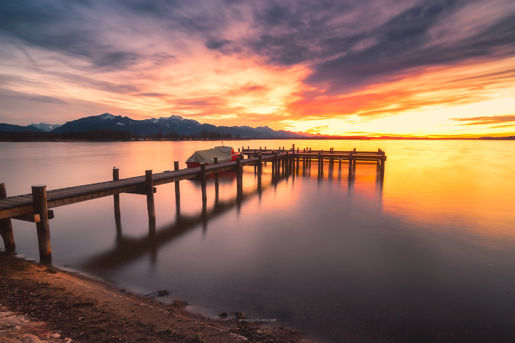 Nikon AF-S Nikkor 18-35mm F3.5-4.5G ED sample photo. Chiemsee, bayern photography