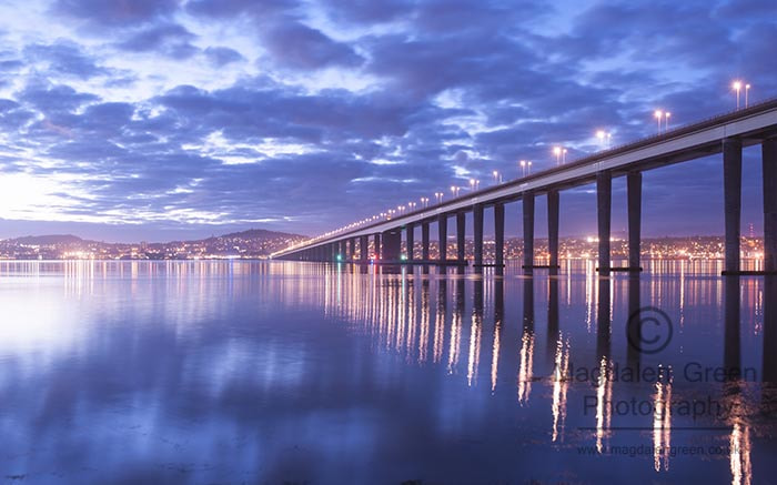 Nikon D700 + Nikon AF-S Nikkor 28-70mm F2.8 ED-IF sample photo. Gorgeous light over dundee city skyline and the tay road bridge photography