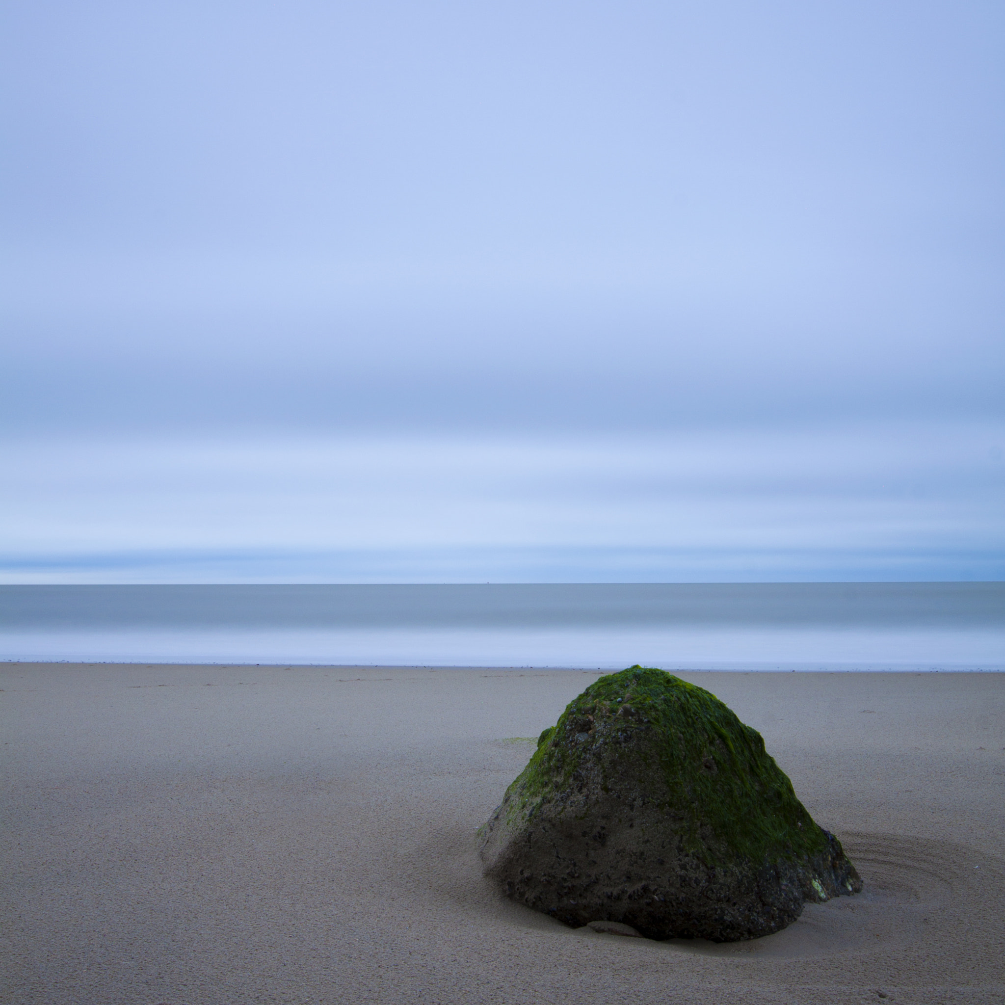 Canon EF 16-35mm F2.8L II USM sample photo. On the beach photography