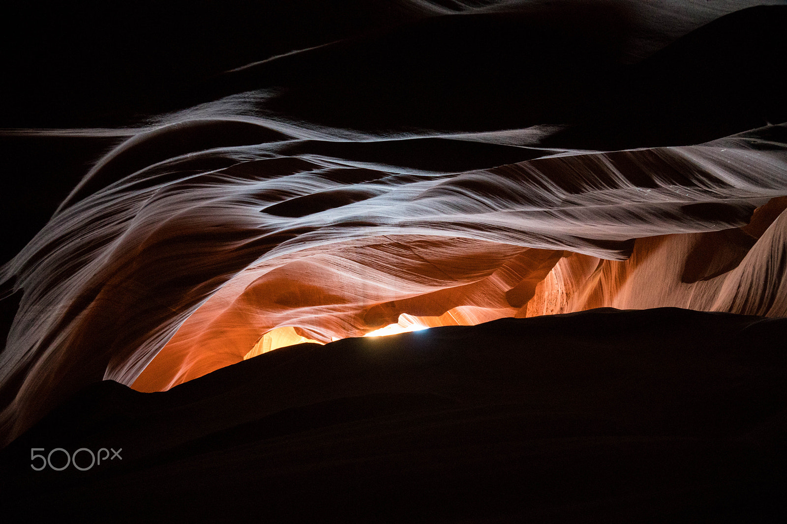 Sony a6300 + Sony Vario-Tessar T* E 16-70mm F4 ZA OSS sample photo. Antelope canyon, arizona photography