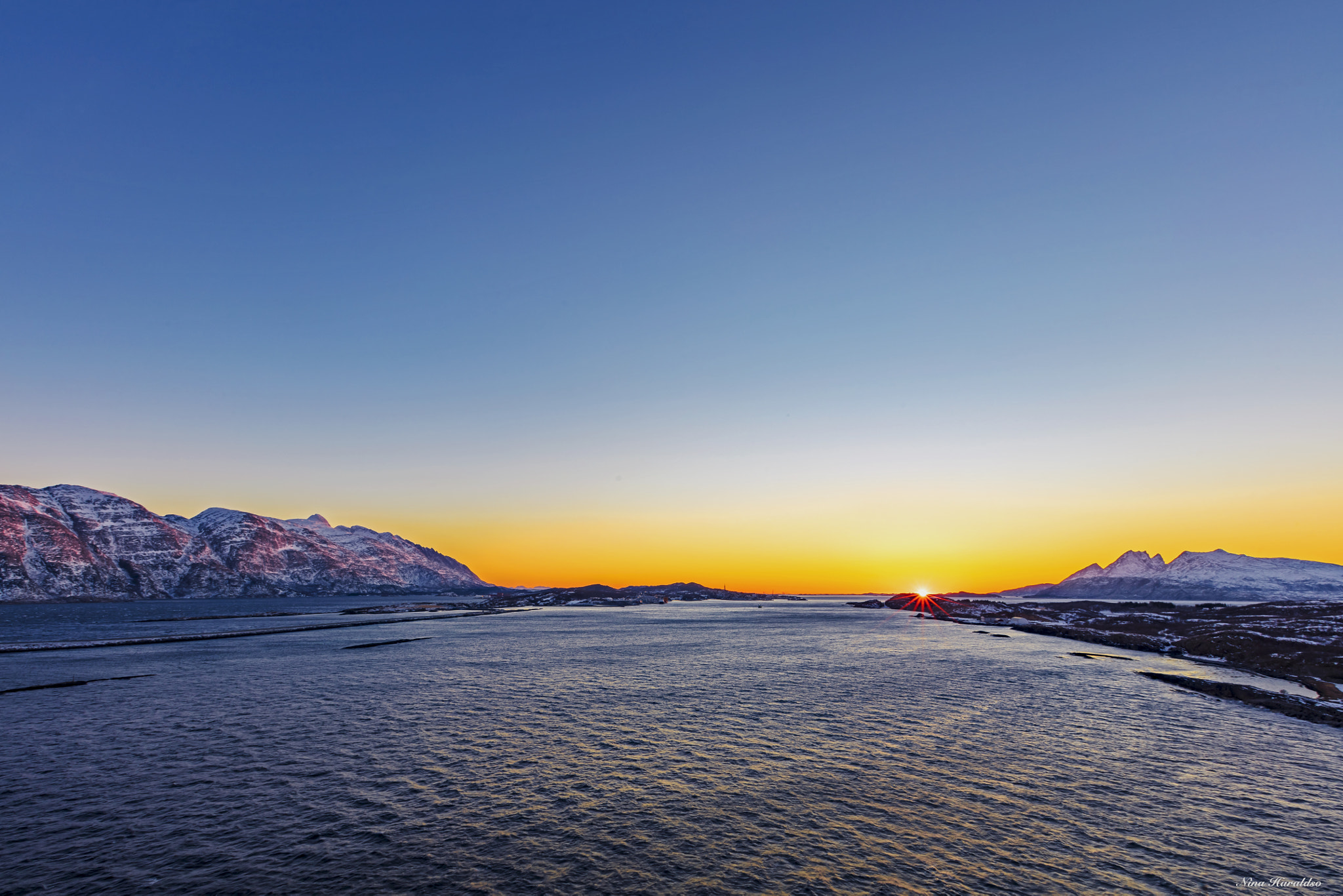 Canon EF 16-35mm F2.8L II USM sample photo. Tonights sunset over the alstenfjord. photography