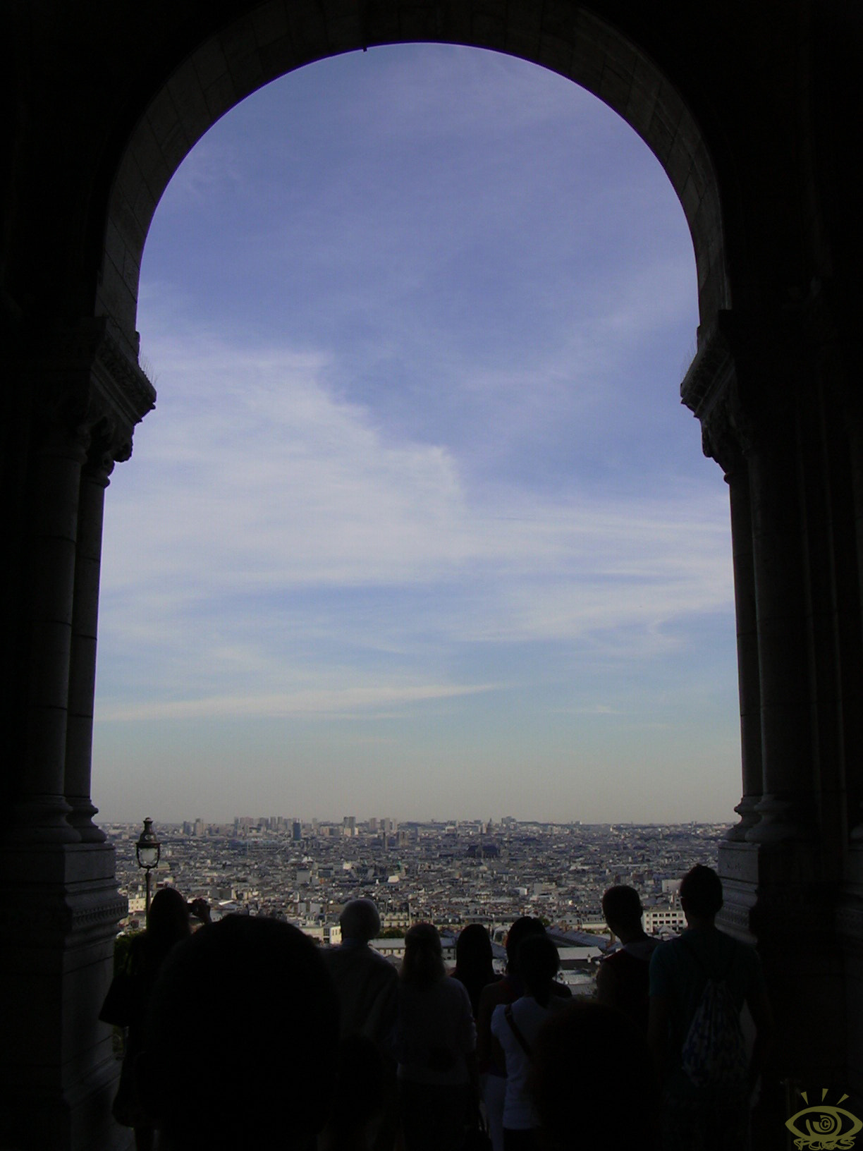 Nikon E2000 sample photo. Paris photography