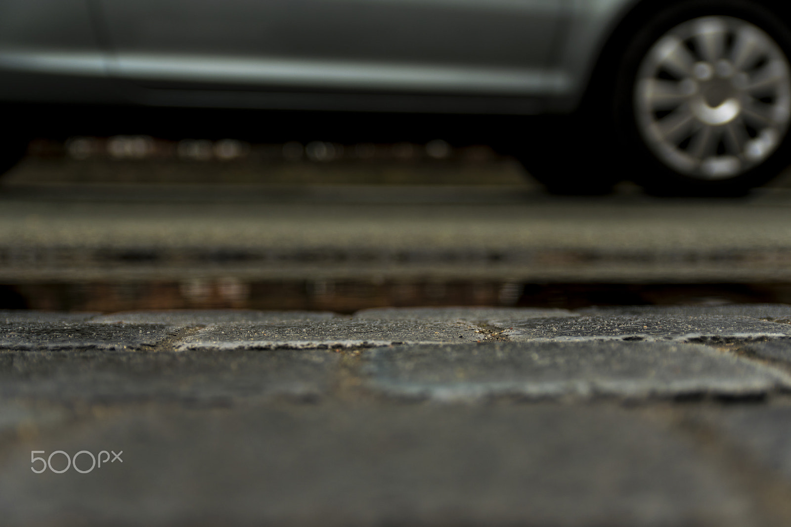 Sigma 17-50mm F2.8 EX DC OS HSM sample photo. Traffic photography