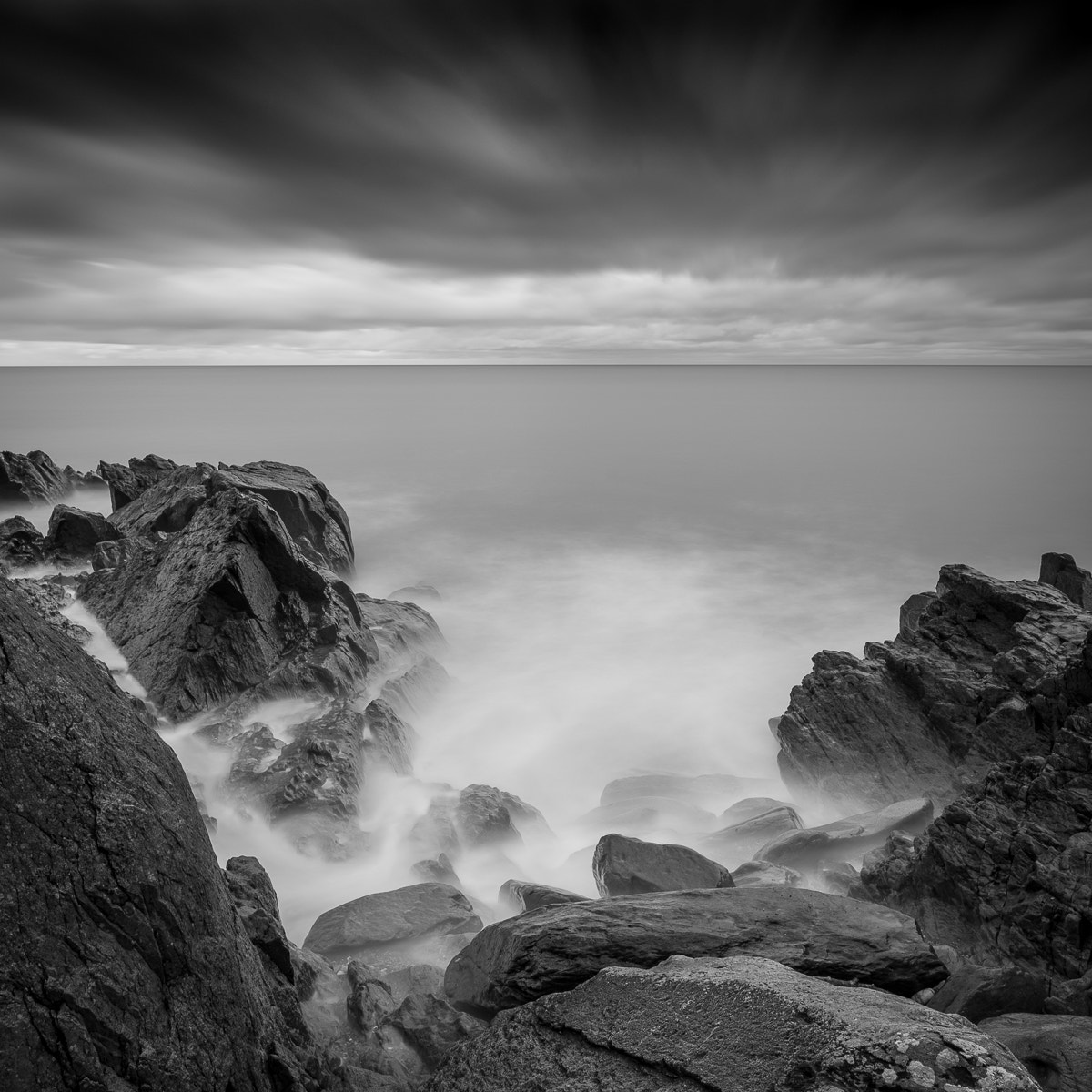 Nikon AF-S Nikkor 18-35mm F3.5-4.5G ED sample photo. Motion in mono photography