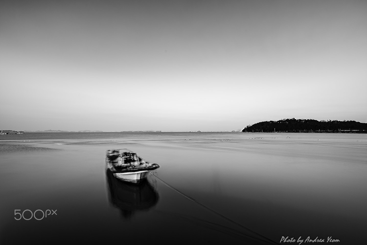Nikon AF-S Nikkor 17-35mm F2.8D ED-IF sample photo. Rolling boat photography