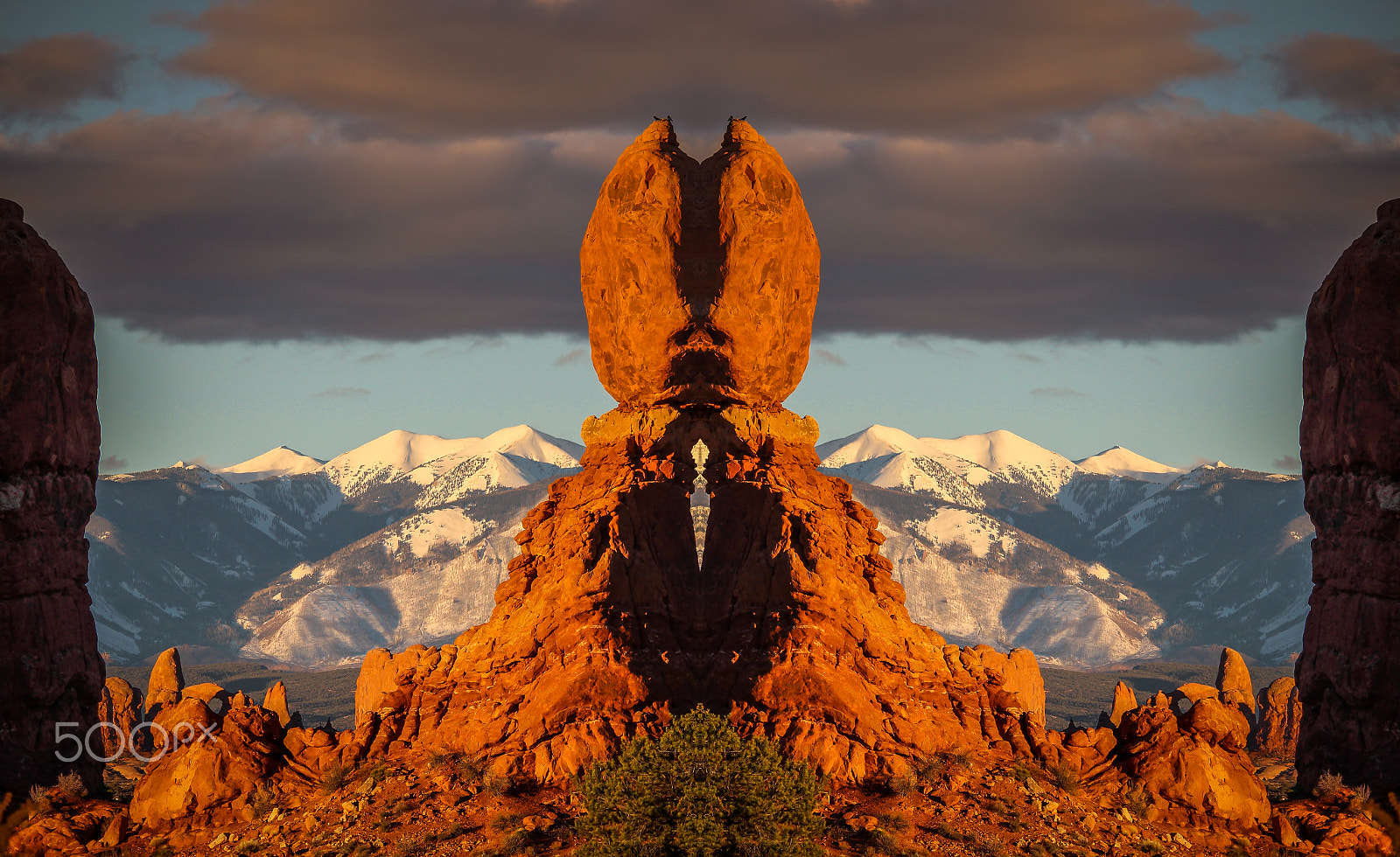 Canon EOS 100D (EOS Rebel SL1 / EOS Kiss X7) sample photo. Moab mirror photography