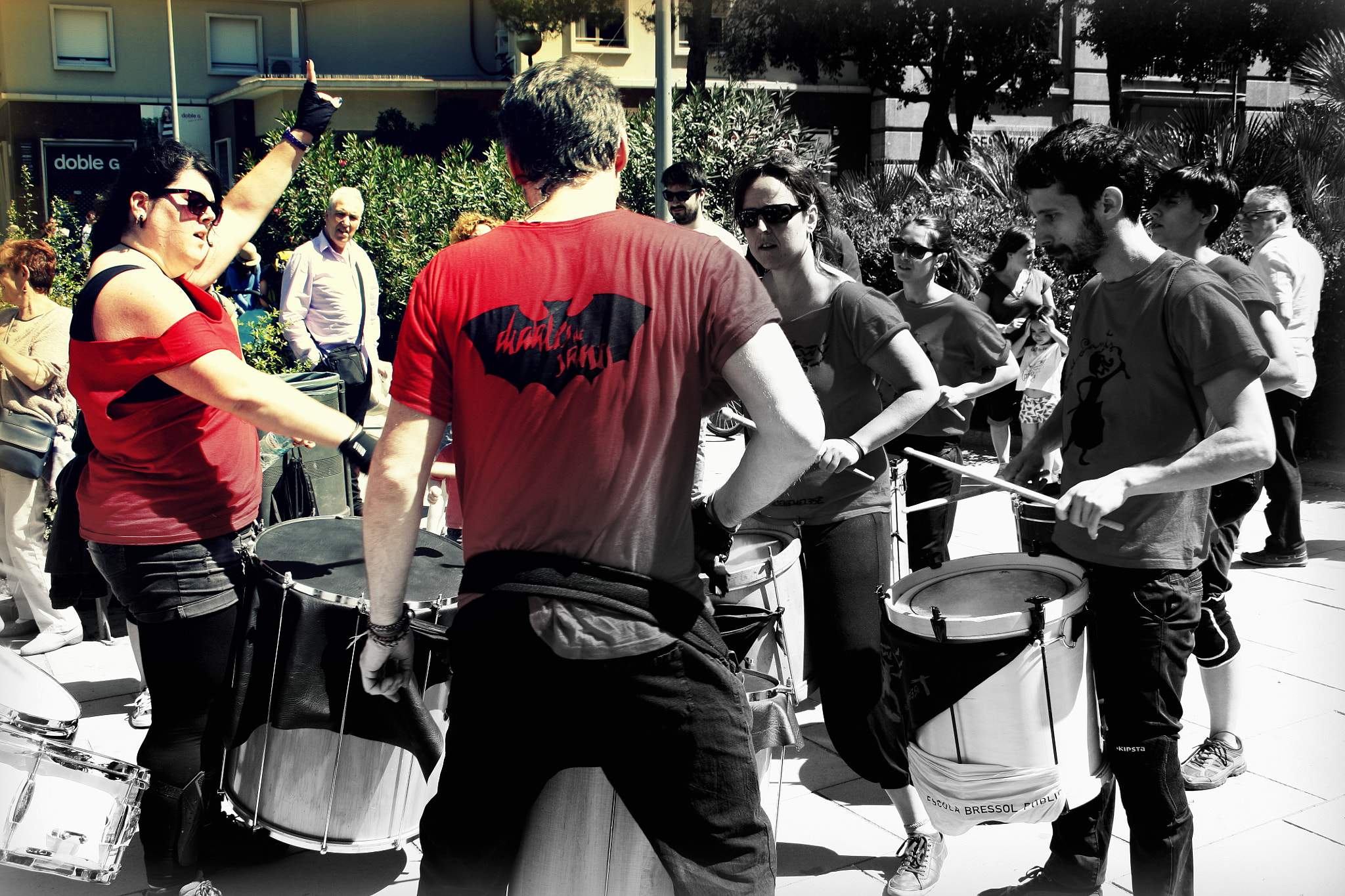 Canon EF-S 18-55mm F3.5-5.6 II sample photo. Now¡¡¡ (devils of sants-parties) photography