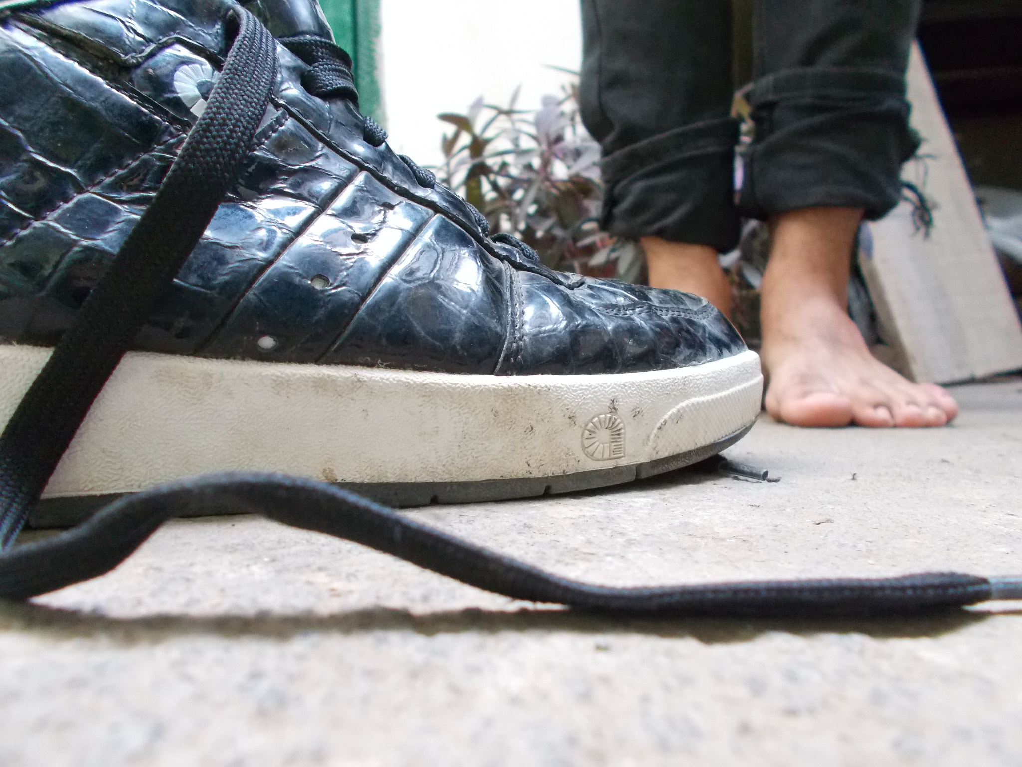 Nikon COOLPIX L29 sample photo. Shoes & feets photography