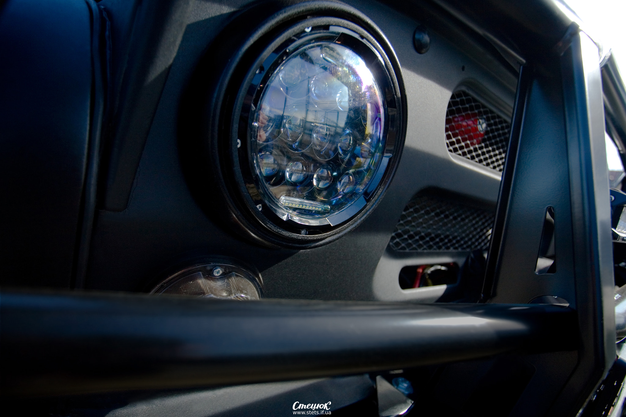 Canon EOS 5D + Canon EF 17-40mm F4L USM sample photo. Uaz custom photography
