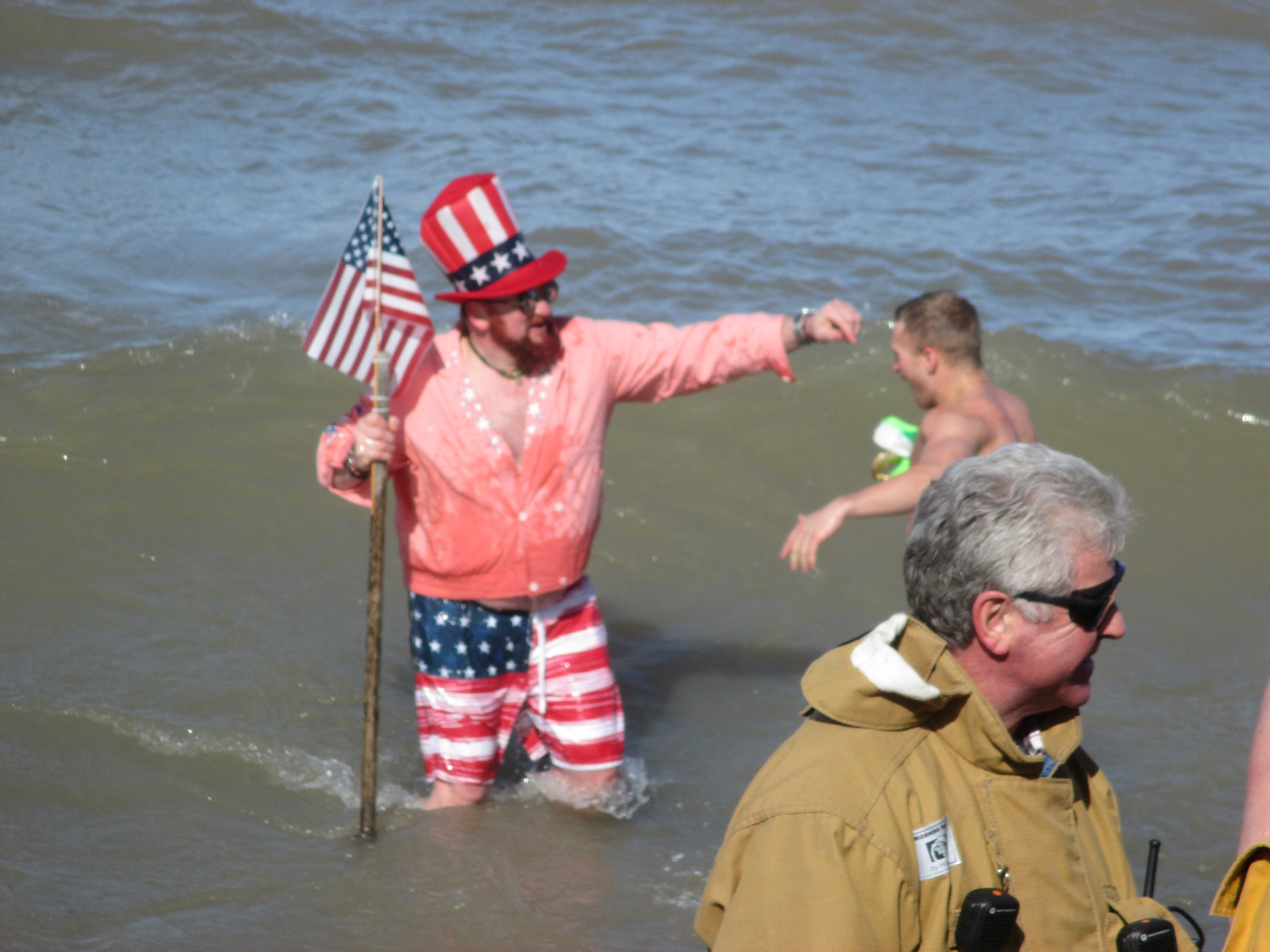 Canon PowerShot ELPH 135 (IXUS 145 / IXY 120) sample photo. Olcott polar bear swim 20170305 photography