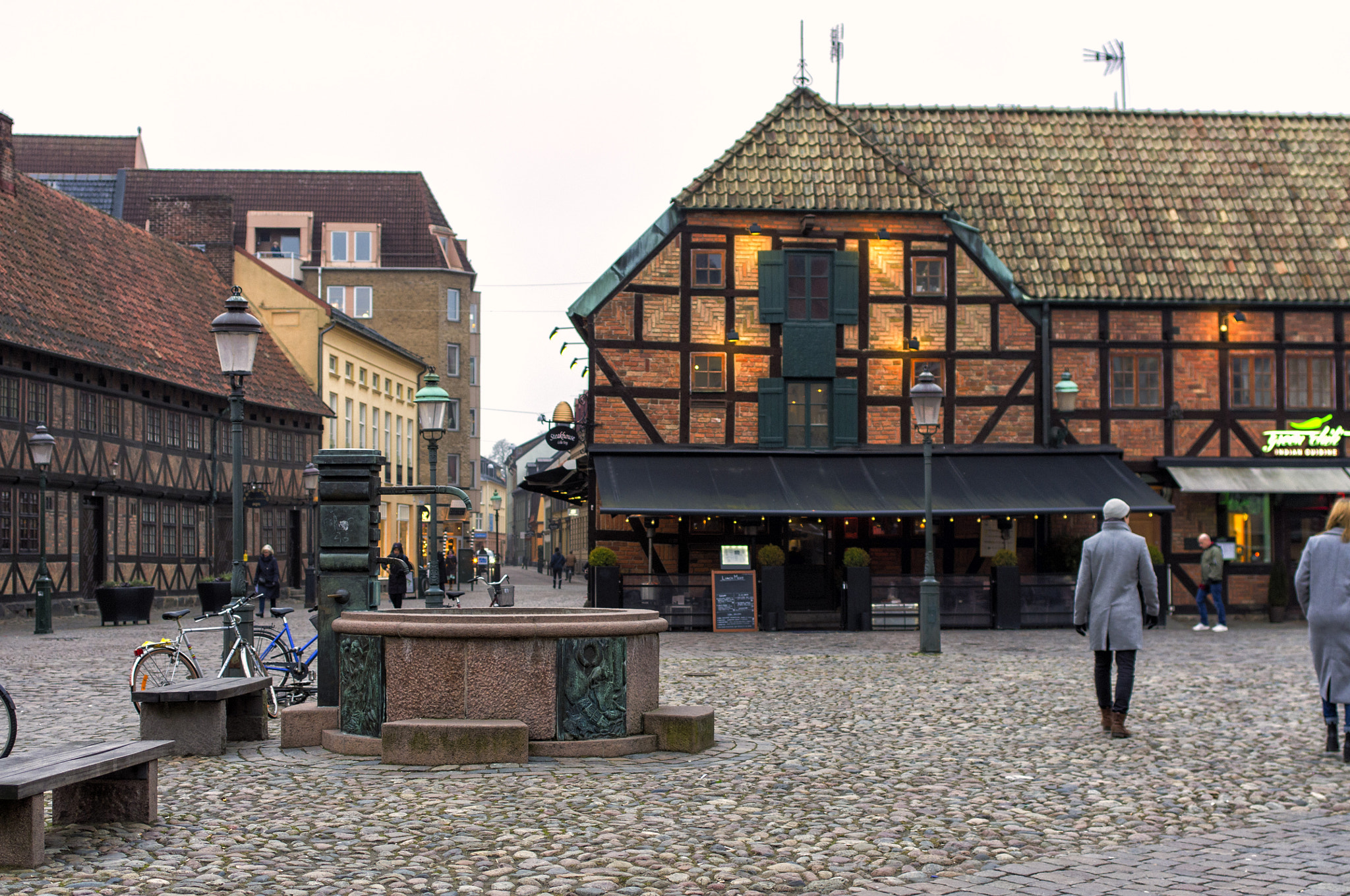 Pentax K-r sample photo. Malmö - lilla torg photography