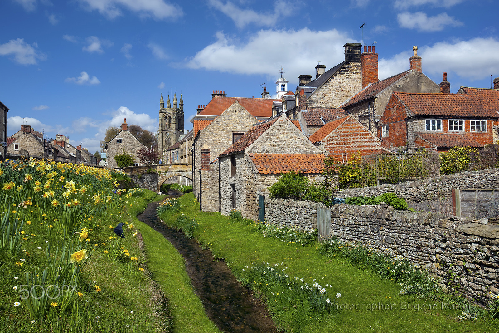 Canon EOS 5D Mark II + Canon EF 16-35mm F2.8L USM sample photo. Helmsley, uk photography