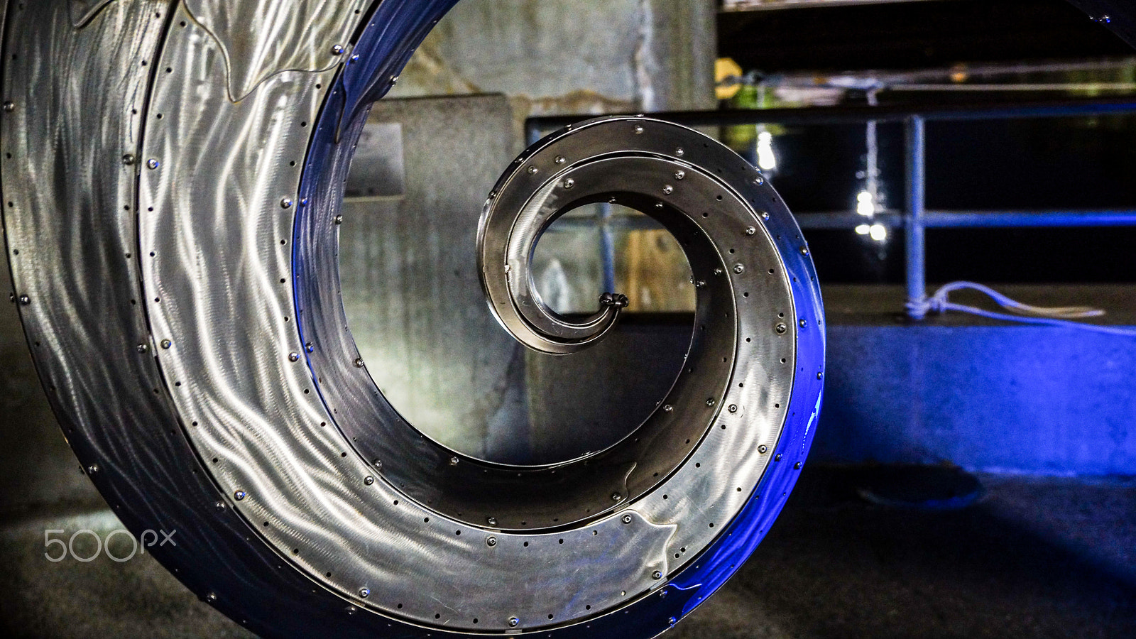 Sony DT 18-135mm F3.5-5.6 SAM sample photo. Wave art at the ballard locks photography