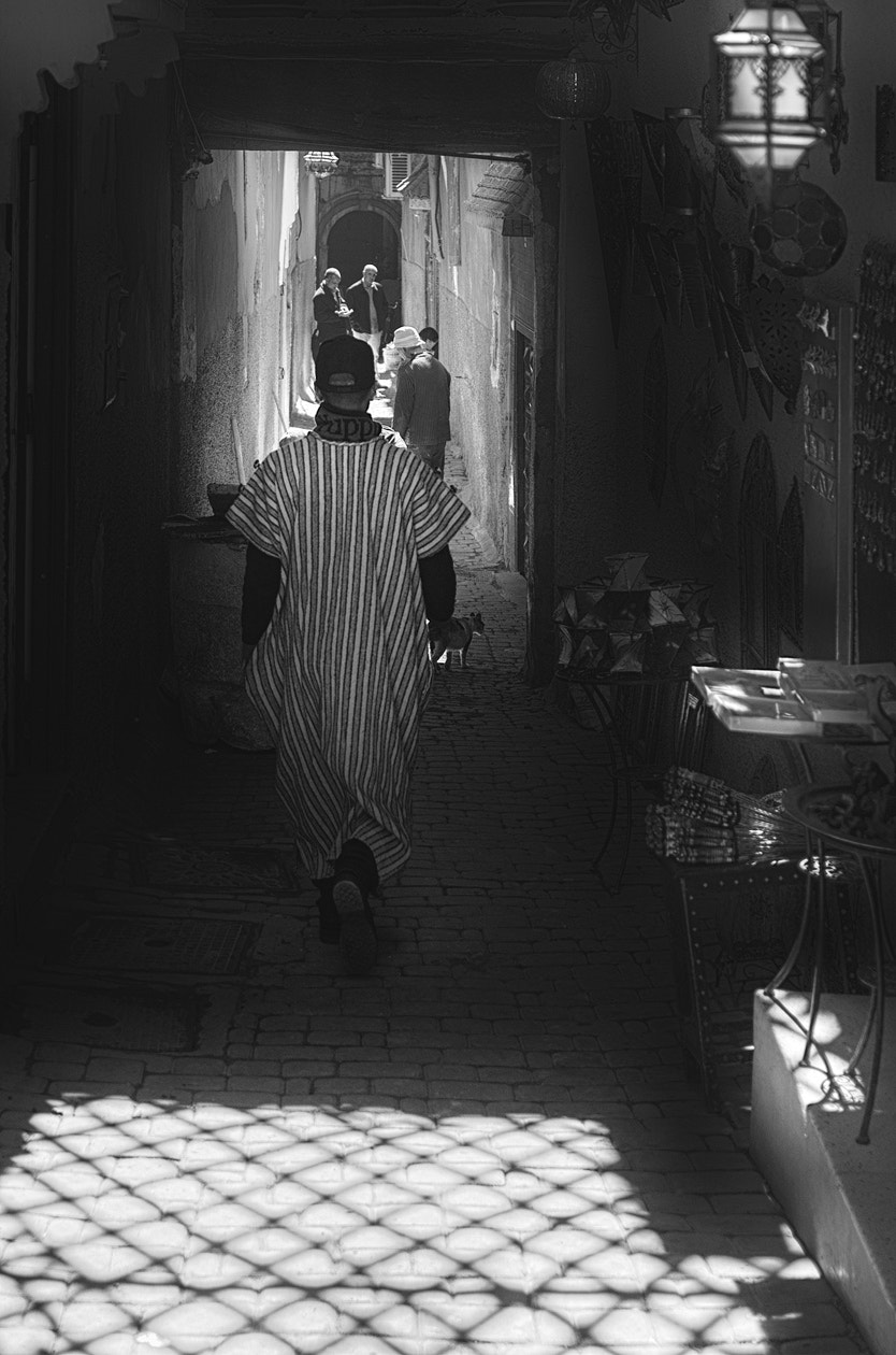 Pentax smc DA 35mm F2.8 Macro Limited sample photo. Marrakesh, street scene photography